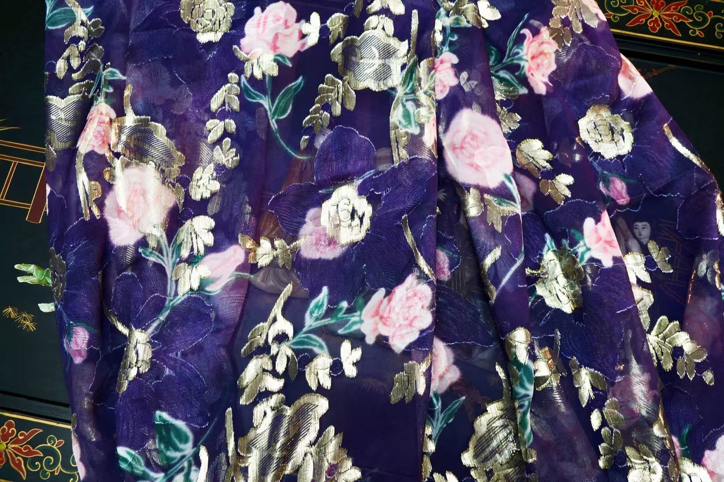 布料名 - 《极光星尘:皇家紫重工桑蚕丝——金银丝浮雕繁花艺术面料》| Fabric Name - Auroral Stardust: Royal Purple Heavyweight Mulberry Silk — Embossed Lurex Floral Art Fabric