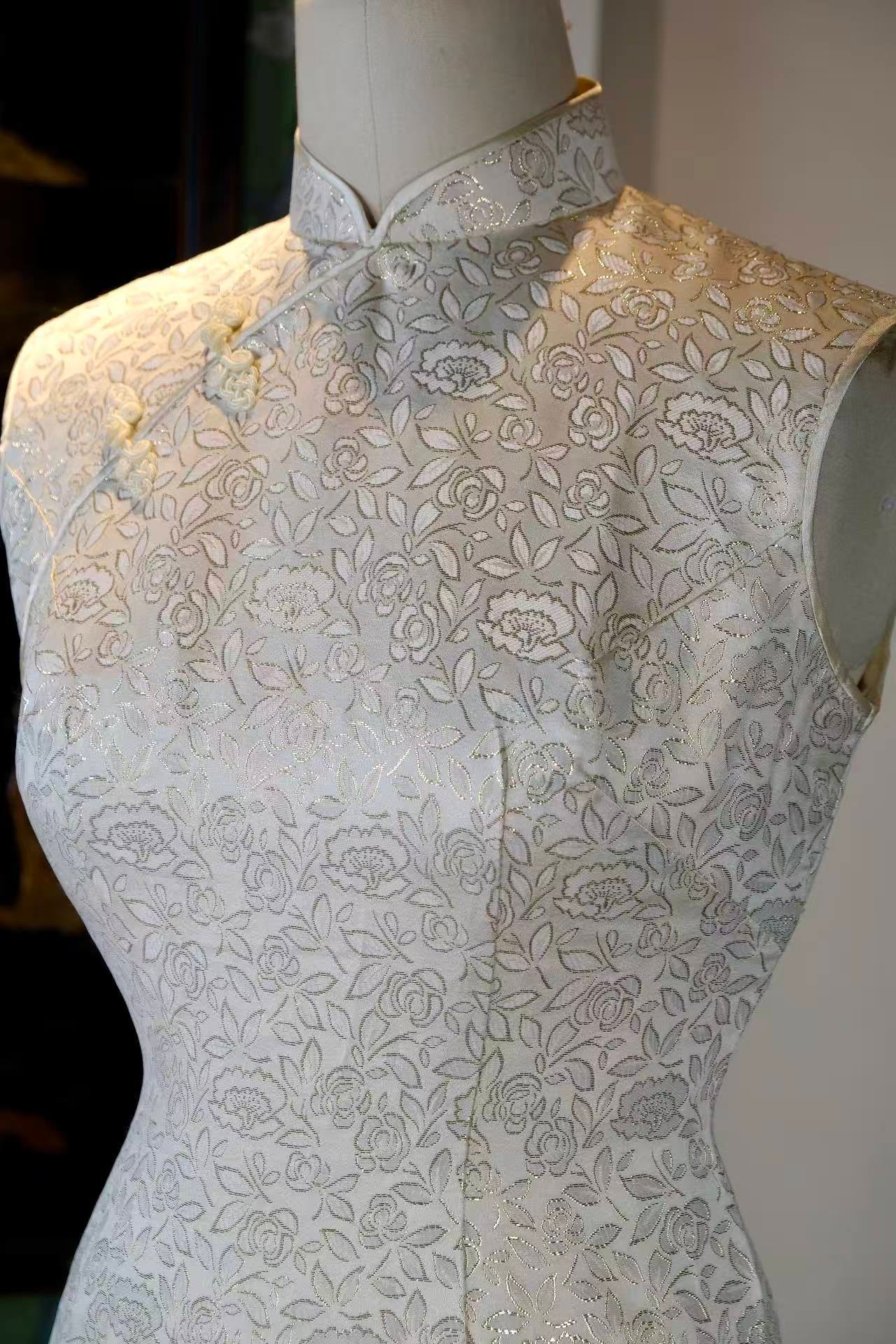 60年代 - 六十年代台湾织金提花锦缎曳地古董旗袍 | 1960s - 1960s Taiwan Gilded Jacquard Brocade Floor-Length Qipao