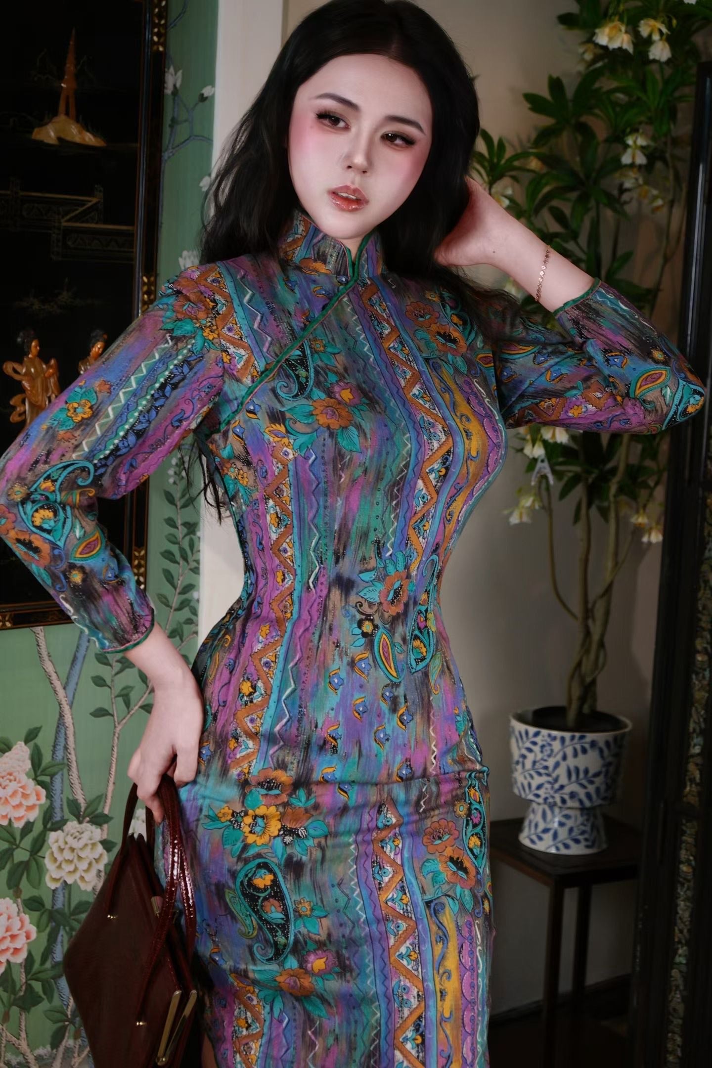60年代 - 抽象手绘波谱几何佩斯利香港产古董旗袍 | 1960s - Abstract Hand-Painted Pop Art Geometric Paisley Antique Cheongsam from Hong Kong