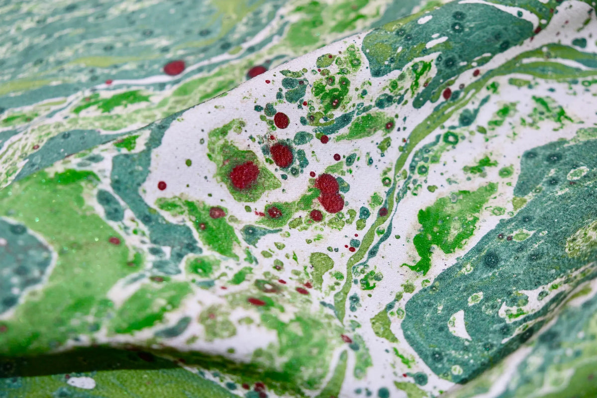 苹果绿墨绿大理石纹红点印花真丝面料 | Green Marbled Print with Red Accents Silk Fabric