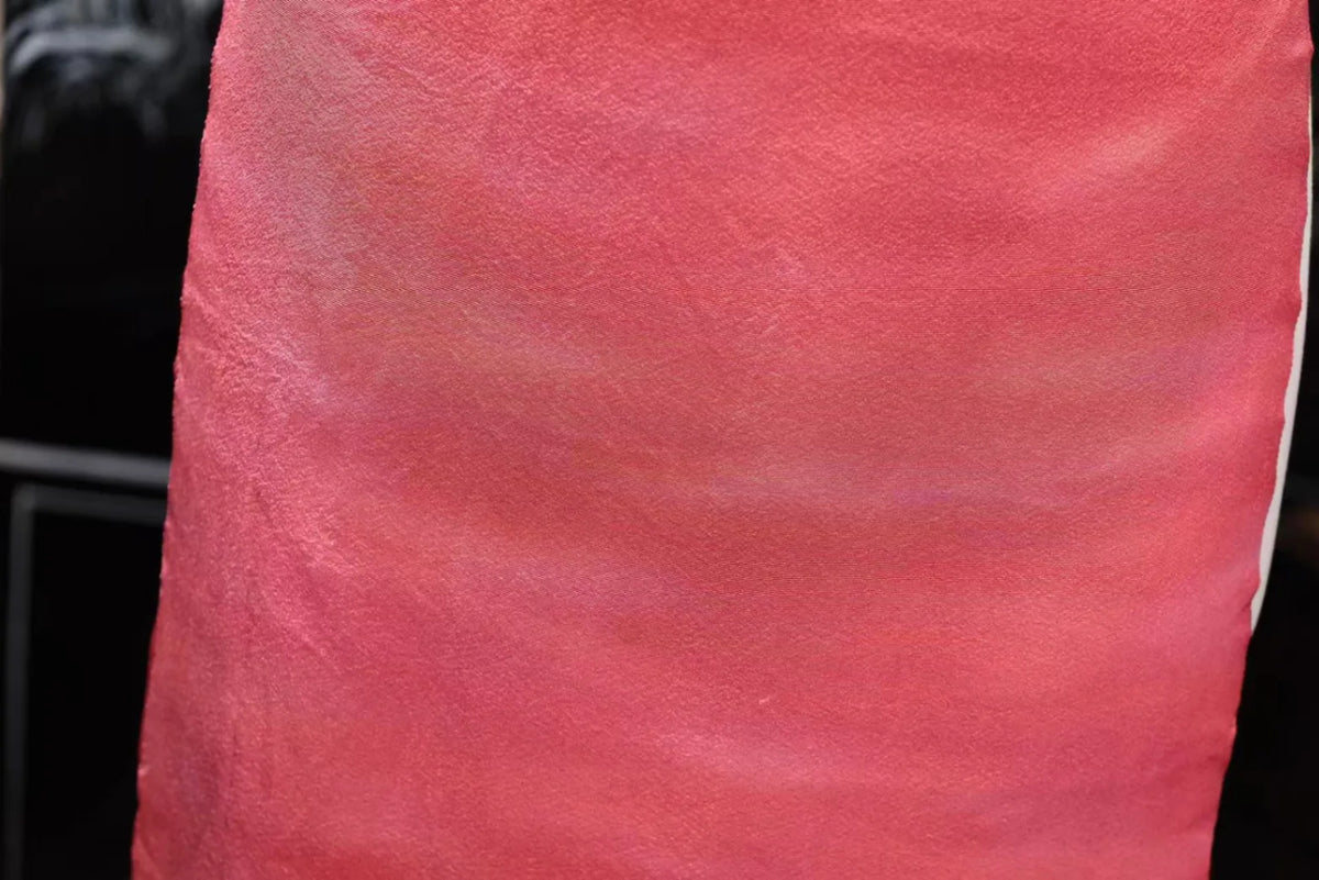绯樱流光 · 渐变晕染真丝面料 | Blossom Glow - Gradient Silk Fabric
