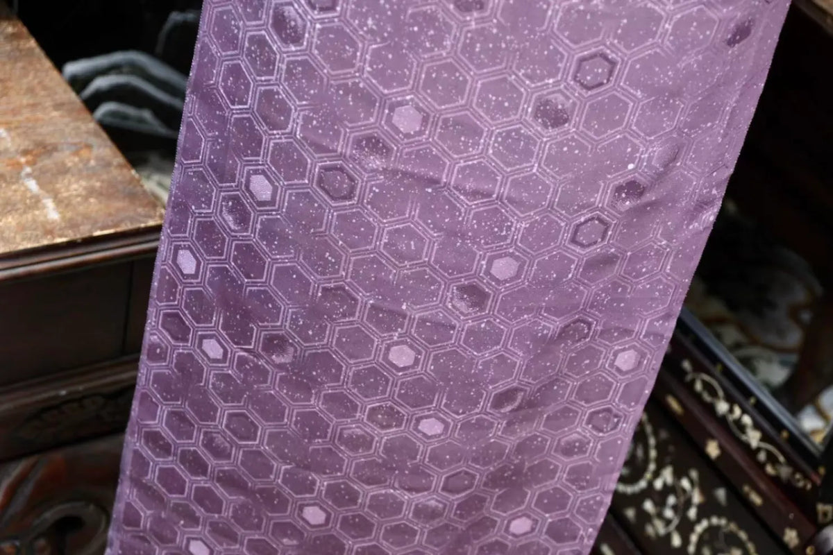 紫绛流影 · 兰花几何真丝面料 | Purple Orchid - Geometric Shadow Silk Fabric