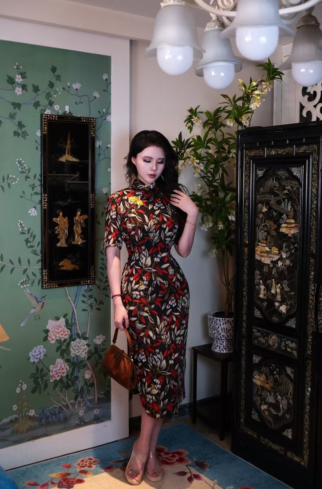 50年代 - 「夜闌香頌・緋葉流光」:復古黑底紅葉印花絲絨旗袍 | 1950s - "Nocturne's Scented Aria・Crimson Leaves' Luster": Retro Black-Based Red-Leaf Floral Velvet Cheongsam (Qipao)