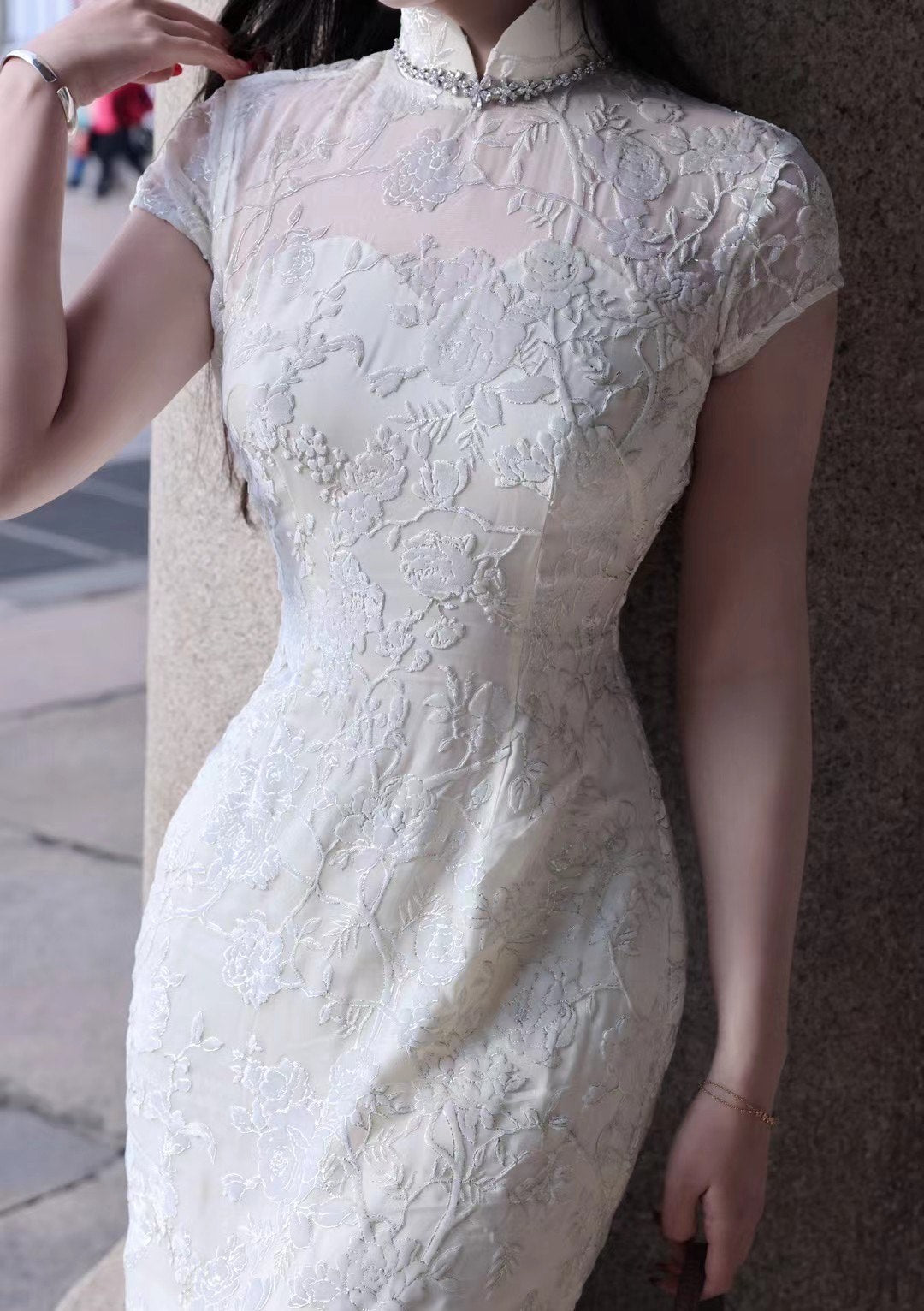 高定成衣 -「Ruffo Coli · 幻银真丝绒旗袍」| Luxury Ready-to-Wear (RTW) - "Ruffo Coli · Phantom Silver Silk Velvet Qipao"