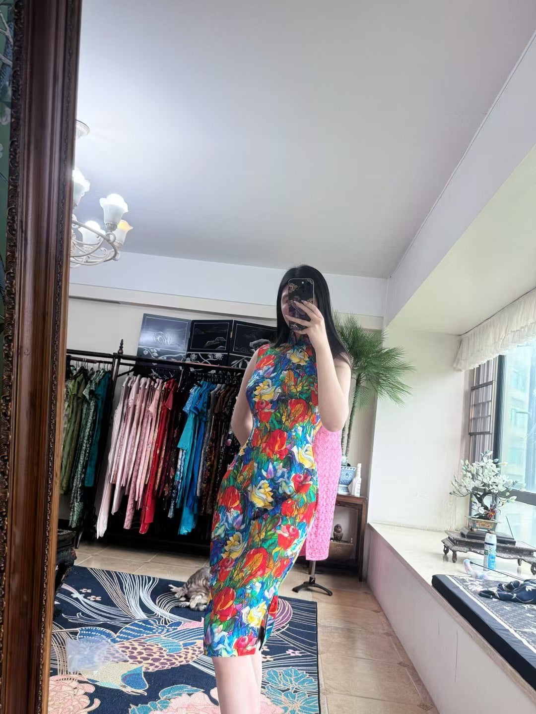 客订结缘 -  【霓虹花海·盛夏鎏光·泼彩印画旗袍】| Customized Design - 【Neon Floral Ocean · Summer Glimmer · Splash-Color Print Qipao】