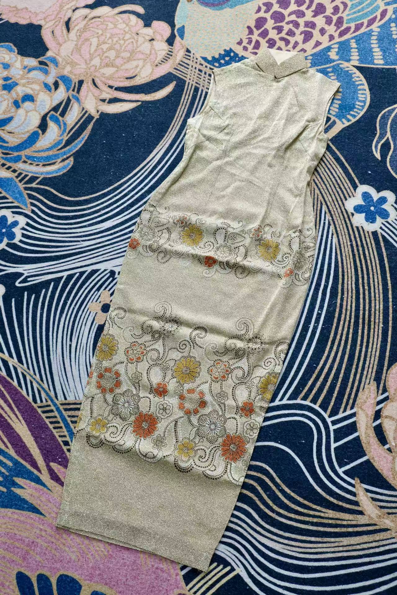 60年代 - 六十年代织金旗袍：织就时光的华章| 1960s - 1960s Brocade Cheongsam: A Woven Masterpiece of Time
