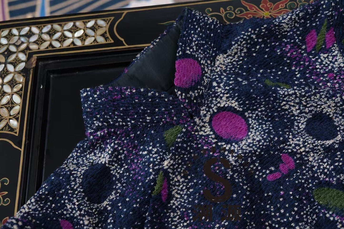 60年代 - 「幻彩流萤」六零年代波普艺术几何复古长袖古董港式旗袍 | 1960s - "Iridescent Firefly" 60s Pop Art Geometric Vintage Long-Sleeve Antique Hong Kong-Style Qipao