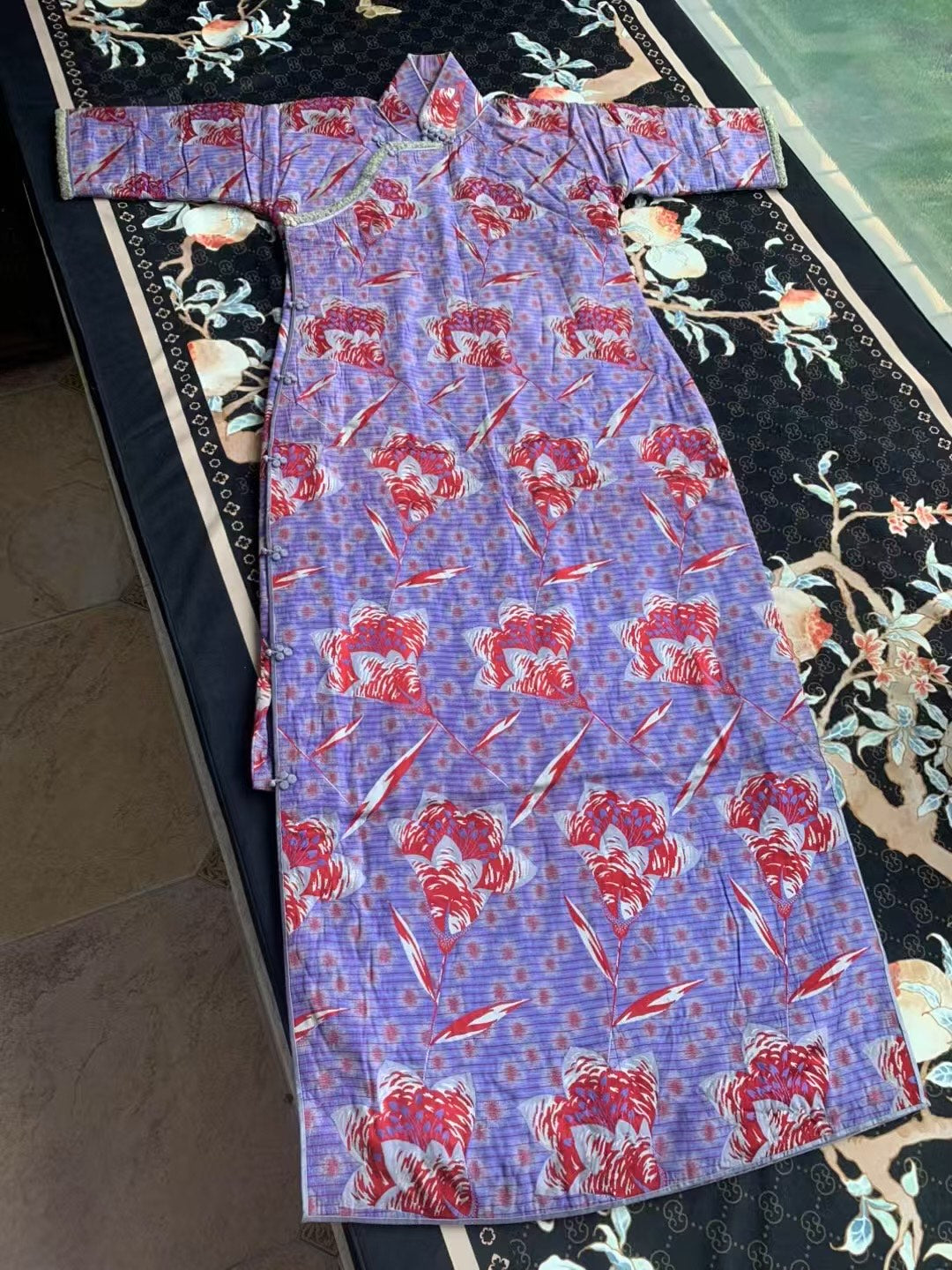 30年代 - 完颜立童记的同款民国三十年代Art Deco羊羔毛衬里古董曳地旗袍 / 1930s - Wanyan Litongji's matching/same style antique floor-length Qipao gown from the 1930s Republic of China era, featuring an Art Deco design and a lambswool lining