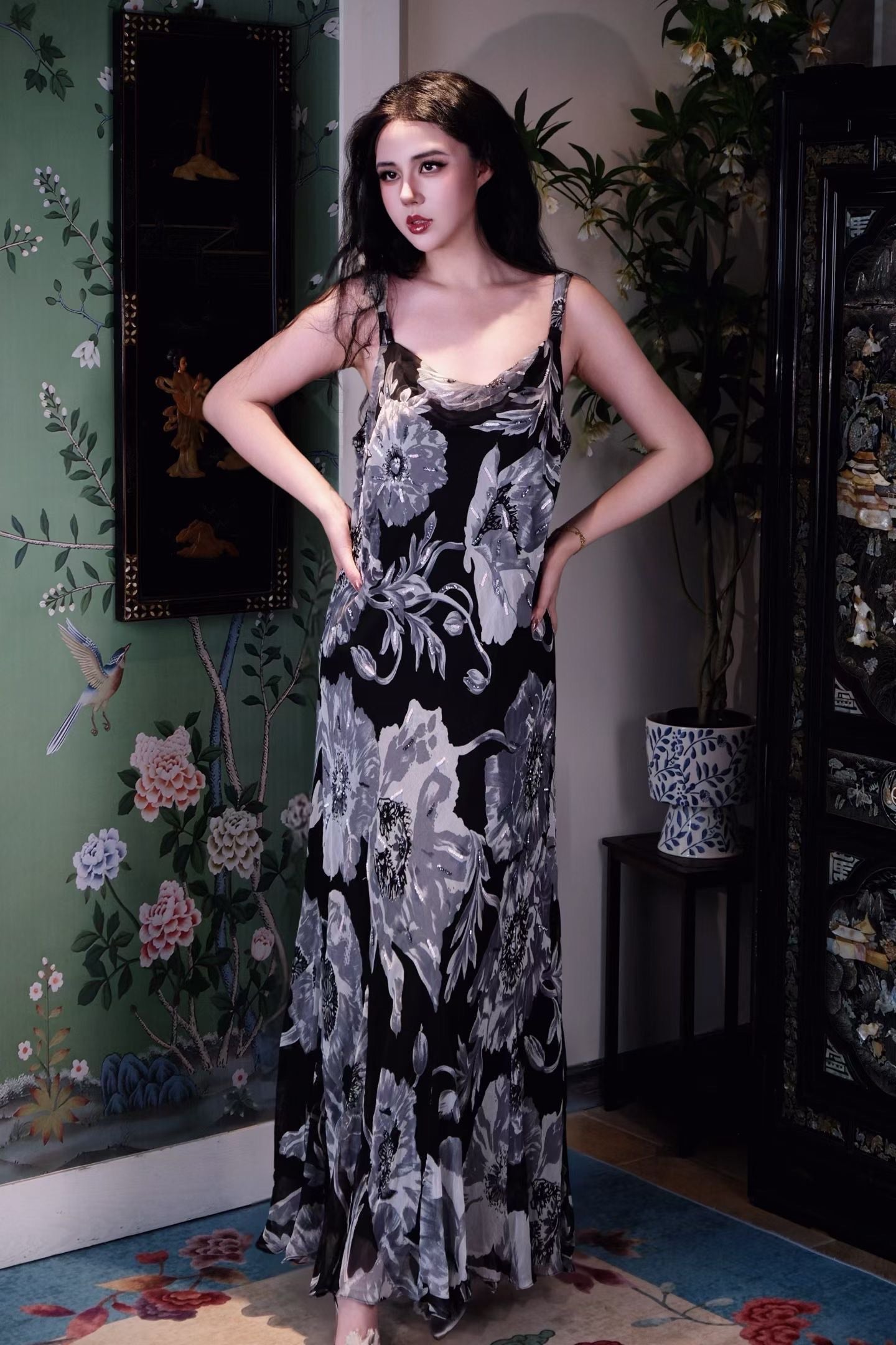 Vintage钉珠礼服- 黑色曼陀羅・迷魅幽境」華麗印花垂墜領口吊帶長裙 / Vintage Beaded Dress- "Black Datura・Enchanting Abyss" Luxurious Print Cowl Neck Slip Maxi Dress