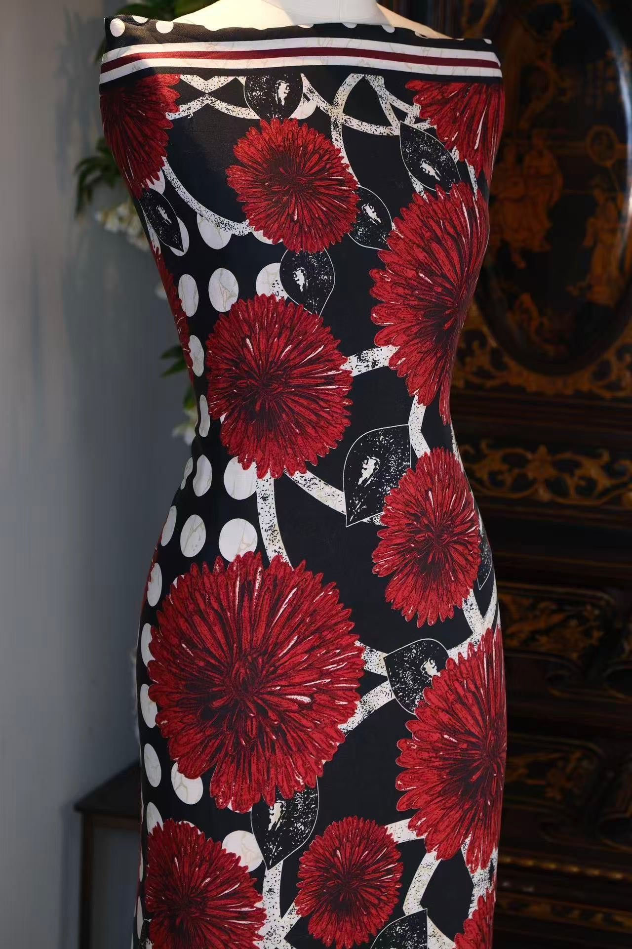 布料名 - “绯红波普之圆：六十年代幻影下的重瓣大丽花真丝艺术面料” | Fabric Name - "Scarlet Pop Circles: 1960s Visionary Dahlia & Polka Dot Artisan Silk Fabric"
