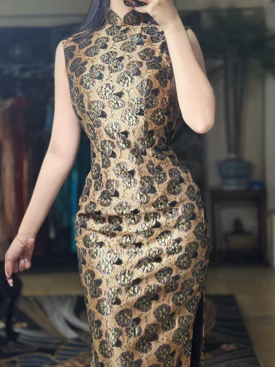 60年代 - 六零年代・香檳鎏光・七彩織金・蕾絲桃心港式旗袍 / 1960s - Sixties Glamour - Champagne Glimmer - Iridescent Gold-Woven - Lace Heart Hong Kong Qipao