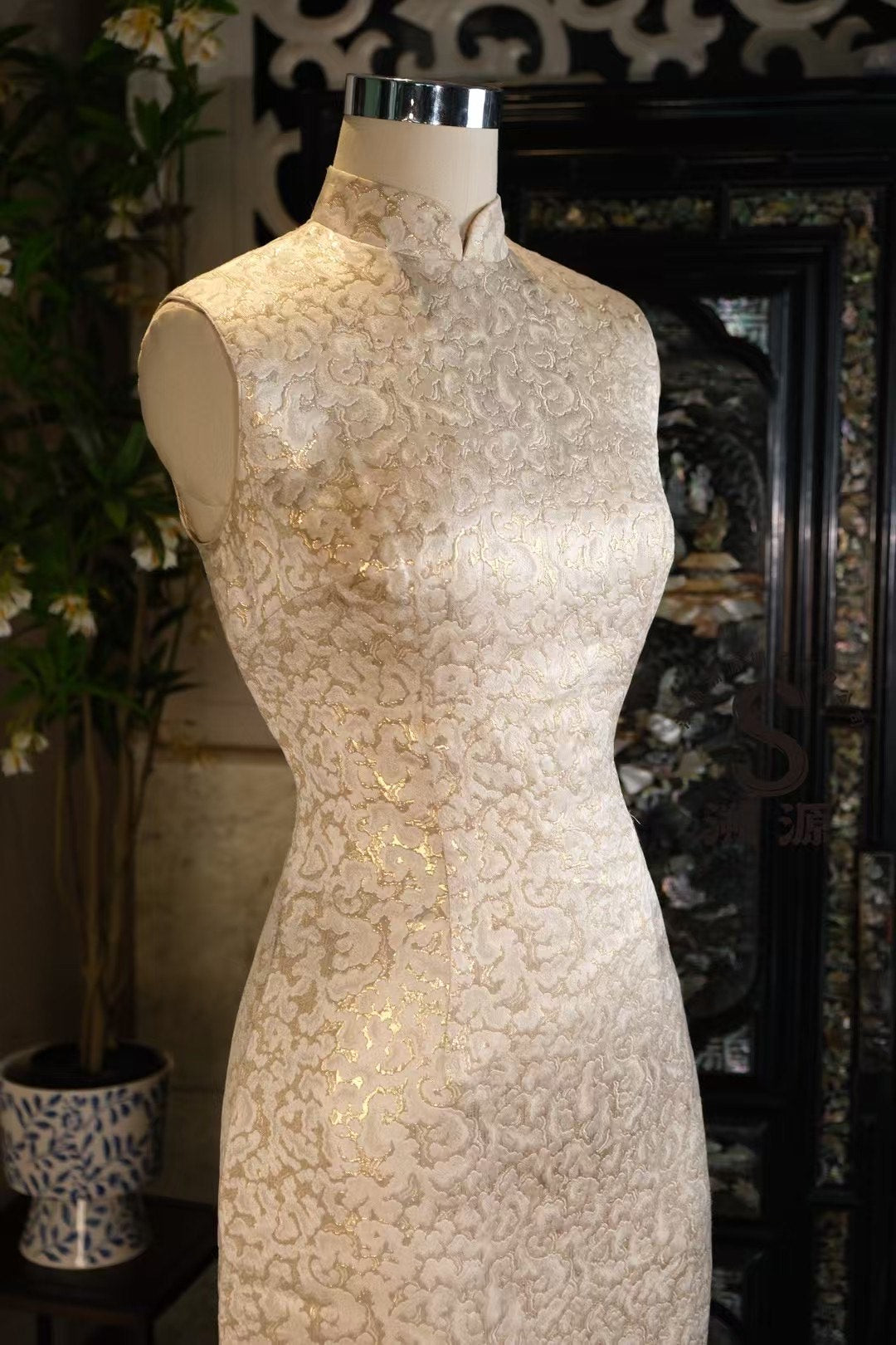 60年代 - 古董织金提花旗袍套装 / 1960s - Antique Gold Brocade Jacquard Qipao Set