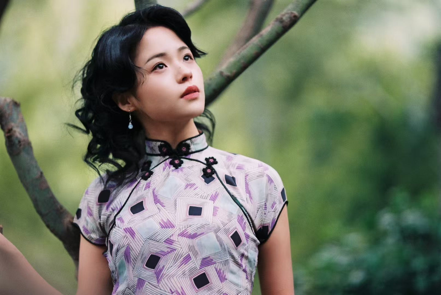 30年代 - ‘紫菱幻境’·民国摩登Art Deco几何印花双襟花扣古董短袖旗袍 / 1930s - ‘Violet Illusion’·Late 1930s Art Deco Geometric Print Double-Placket Floral-Button Antique Cap-Sleeve Qipao