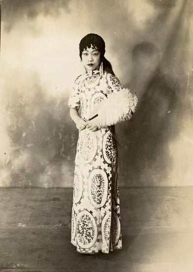 30年代 - 名伶遗珠：三十年代末民国粤曲舞台古董旗袍 | 1930s - Pearls of the Opera Stage: Late 1930s Republic-Era Antique Qipaos
