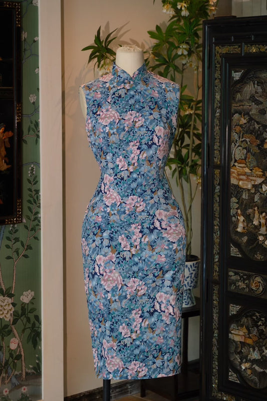 60年代 - 莫奈花园・春日水景・蓝调印花古董港式旗袍双姝 / 1960s - Monet's Garden: Spring Water Lilies - Dual Blue-Toned Print Vintage Hong Kong Qipaos