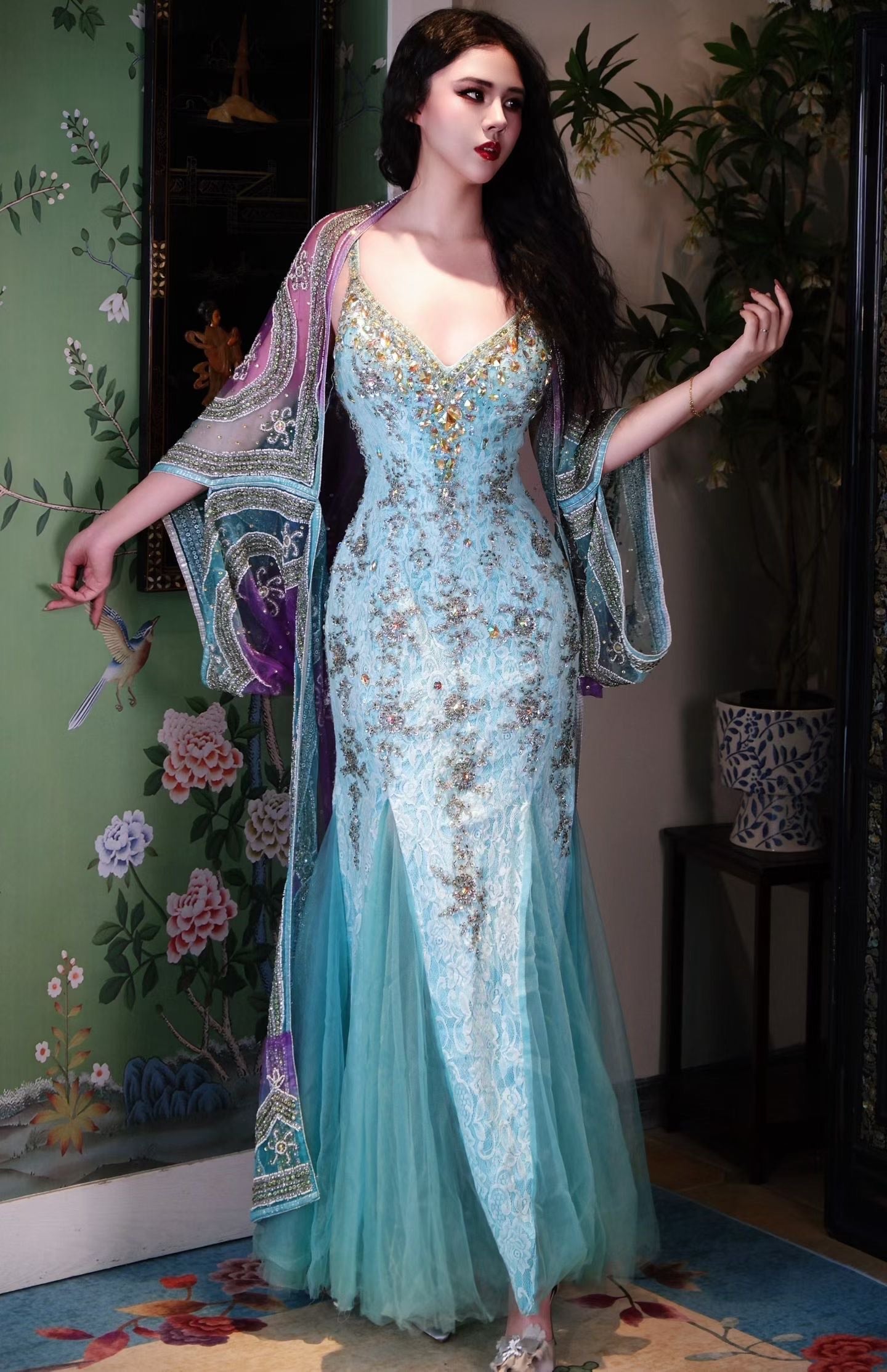 Vintage高定礼服- 「琉璃海妖・碧璽星光」重工串珠刺繡魚尾晚禮服/ Customized Design - "Azure Siren・Tourmaline Starlight" Heavily Beaded & Embroidered Mermaid Gown