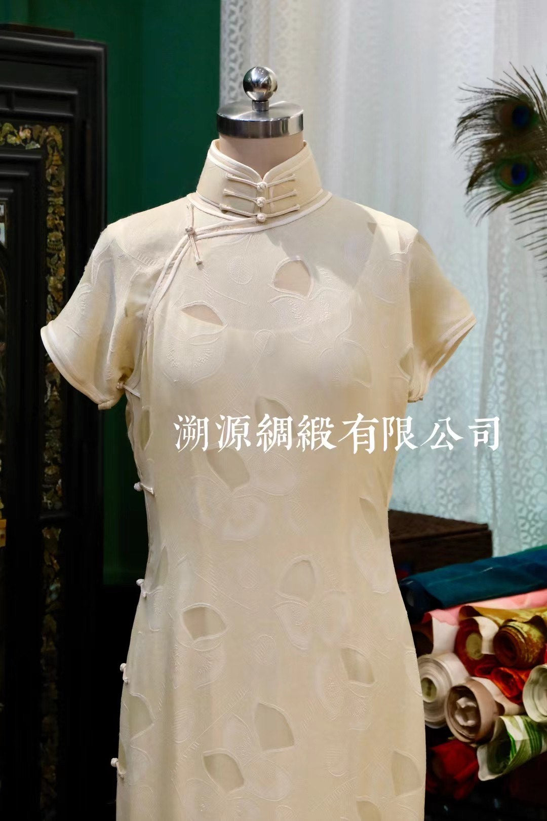 客定结缘 - 【旧梦清欢】— 凝固民国风华与手绘印花艺术的稀世珍品 | Customized Design - "A Pure Joy from Old Dreams" — A Rare Treasure Capturing the Grace of the Republican Era and Hand-Drawn Print Art