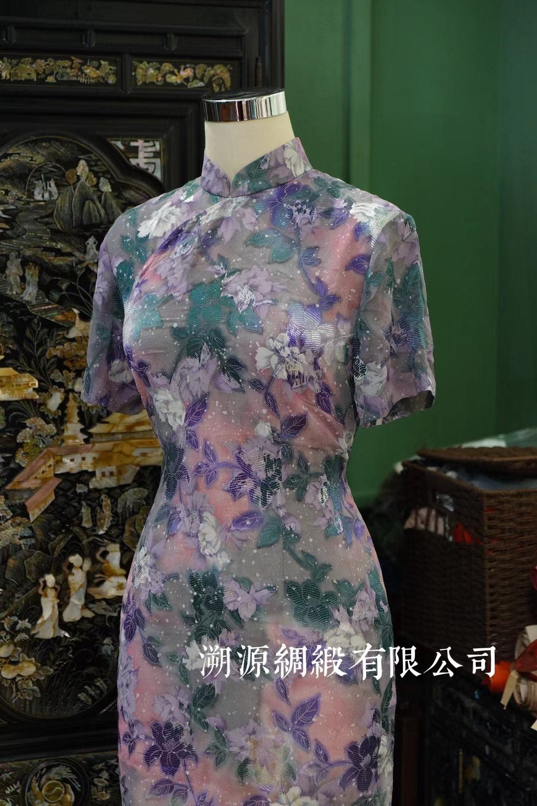 50年代 -【Vintage 1950s 梦境流光·碧紫芍药】泼墨晕染轻透古董港工旗袍 | 1950s - 【Vintage 1950s Dream Ethereal · Bi-Violet Peony】Ink-Wash Fading Antique Hong Kong Qipao