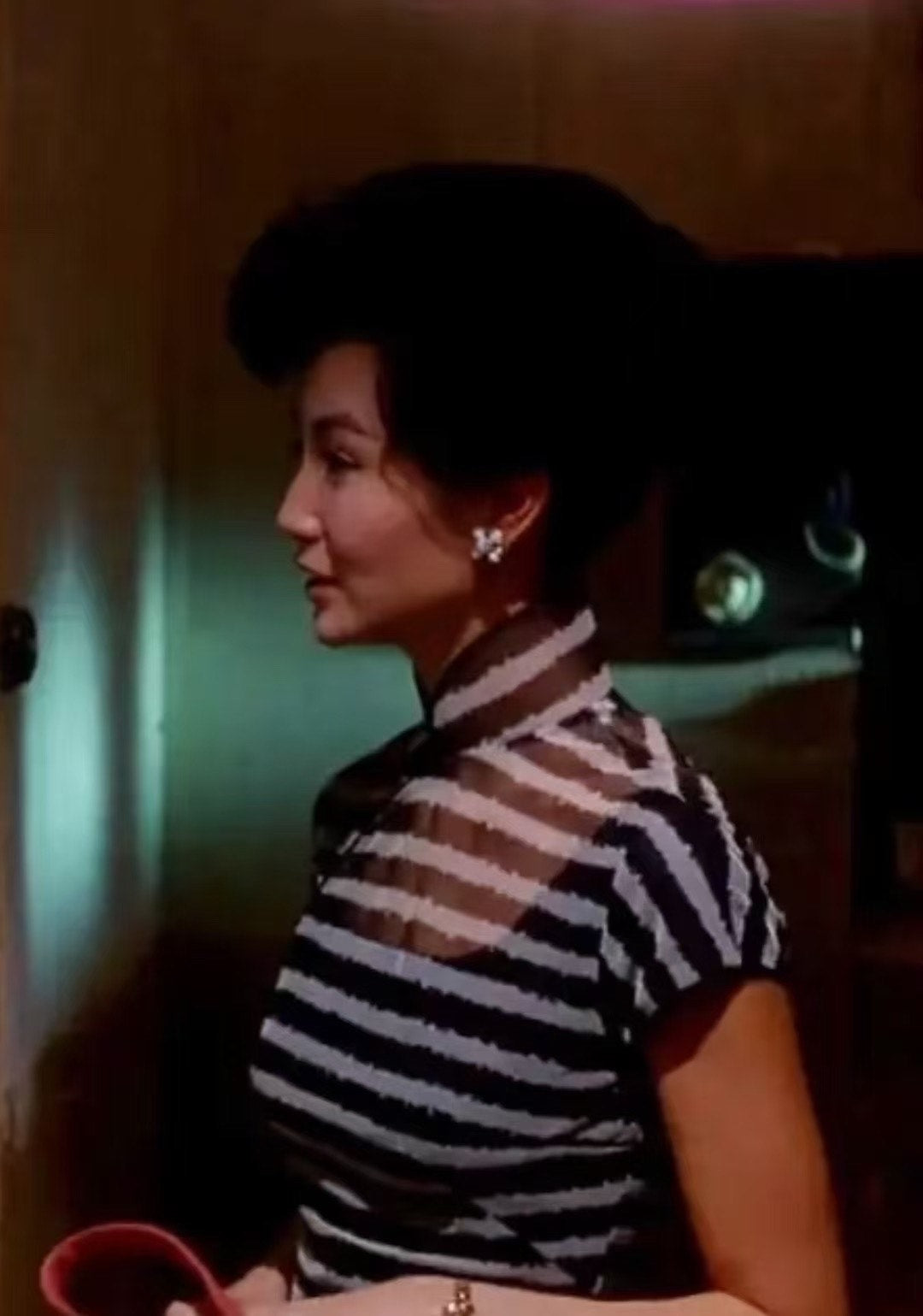 60年代 - 巴黎摩登・欧根纱黑白花卉镂空・挖胸肩开古董港式旗袍 / 1960s - Parisian Mod: Black & White Organza Floral Cutout Vintage Hong Kong Qipao