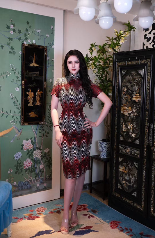 50年代 -「摩登心跳・魅影流蘇」：紅黑白抽象波紋藝術印花修身旗袍 | 1950s - "Modern Heartbeat・Phantom Tassel": Red, Black, and White Abstract Wave Pattern Art Print Slim-Fit Cheongsam (Qipao)