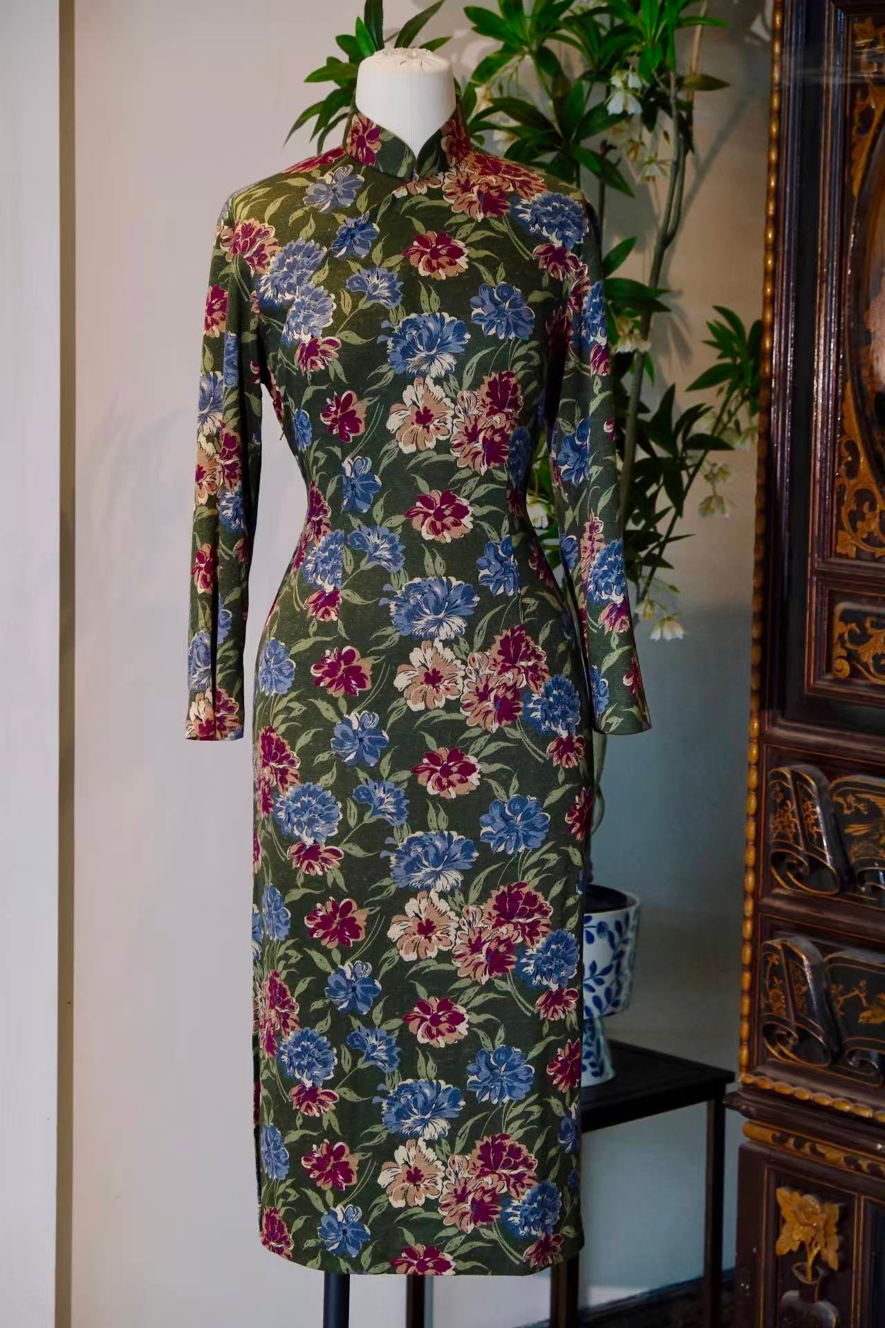 60年代 - 上世纪六十年代香港针织印花古董旗袍 | 1960s -  A Sixties Hong Kong Knitted Printed Antique Cheongsam