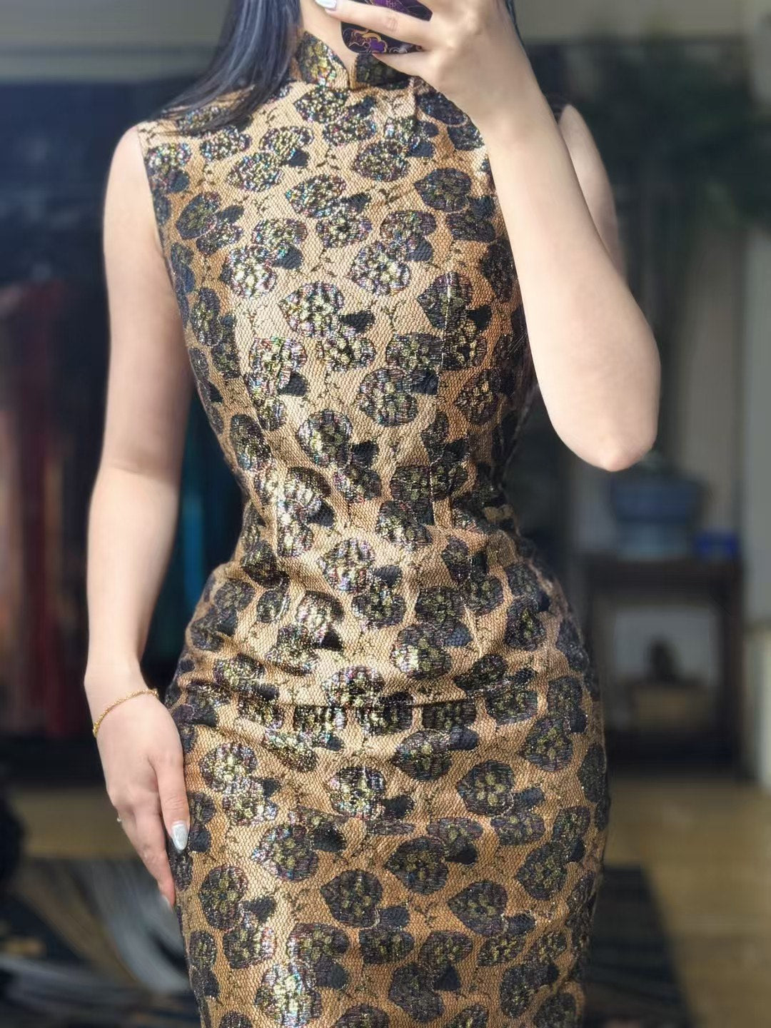 60年代 - 六零年代・香檳鎏光・七彩織金・蕾絲桃心港式旗袍 / 1960s - Sixties Glamour - Champagne Glimmer - Iridescent Gold-Woven - Lace Heart Hong Kong Qipao