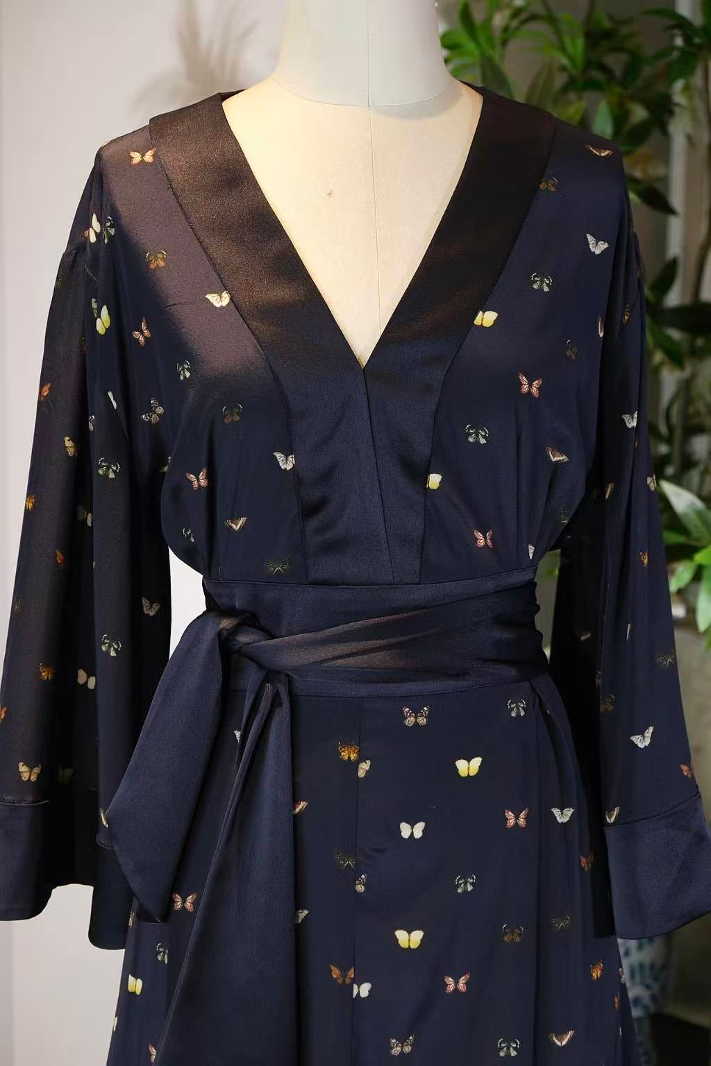 客定结缘 - 旧时光的蝶舞诗篇 | Customized Design - Poetry of the Dancing Butterfly: A Tale of Bygone Days