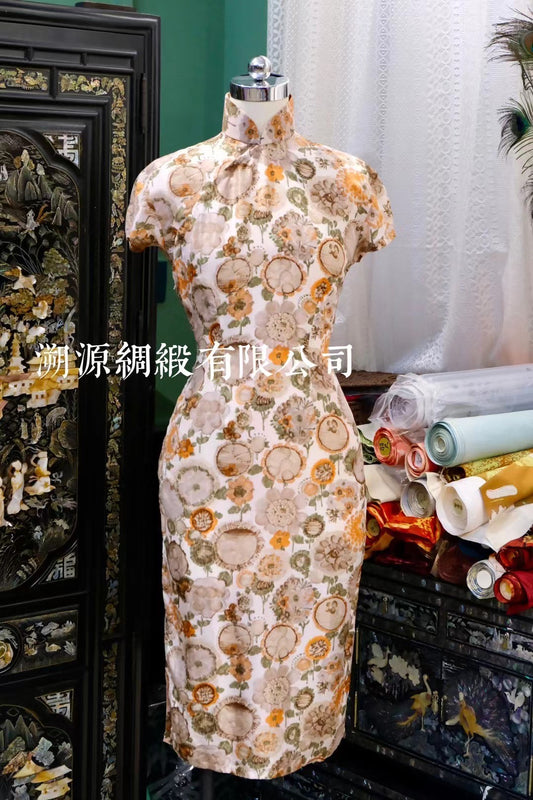 50年代 - 珍稀古董收藏：港式三角腰抽象水彩花卉十字袖旗袍 | 1950s - Rare Antique Collection: Hong Kong 'Triangle Waist' Abstract Watercolor Floral Qipao with Cross Sleeves