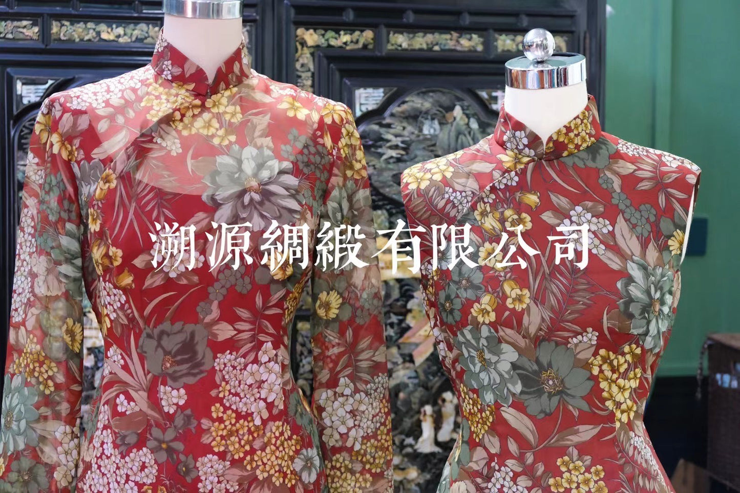 60年代 - 复古红薄纱古董姐妹旗袍 | 1960s - Vintage Red Sheer Sisters' Antique Qipao