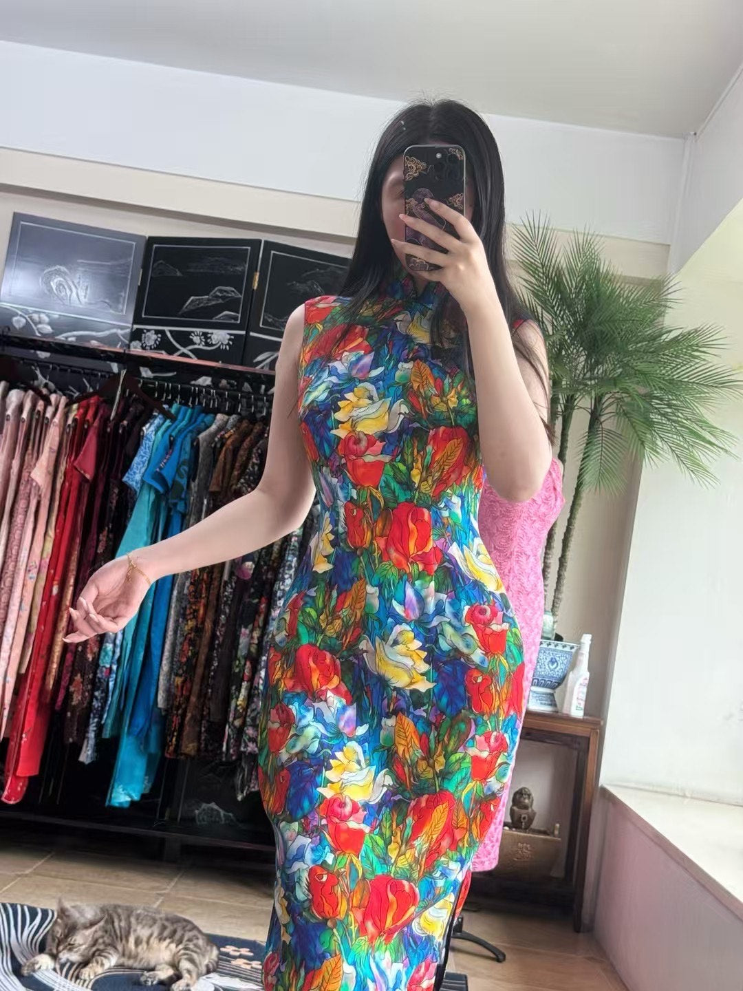 客订结缘 -  【霓虹花海·盛夏鎏光·泼彩印画旗袍】| Customized Design - 【Neon Floral Ocean · Summer Glimmer · Splash-Color Print Qipao】