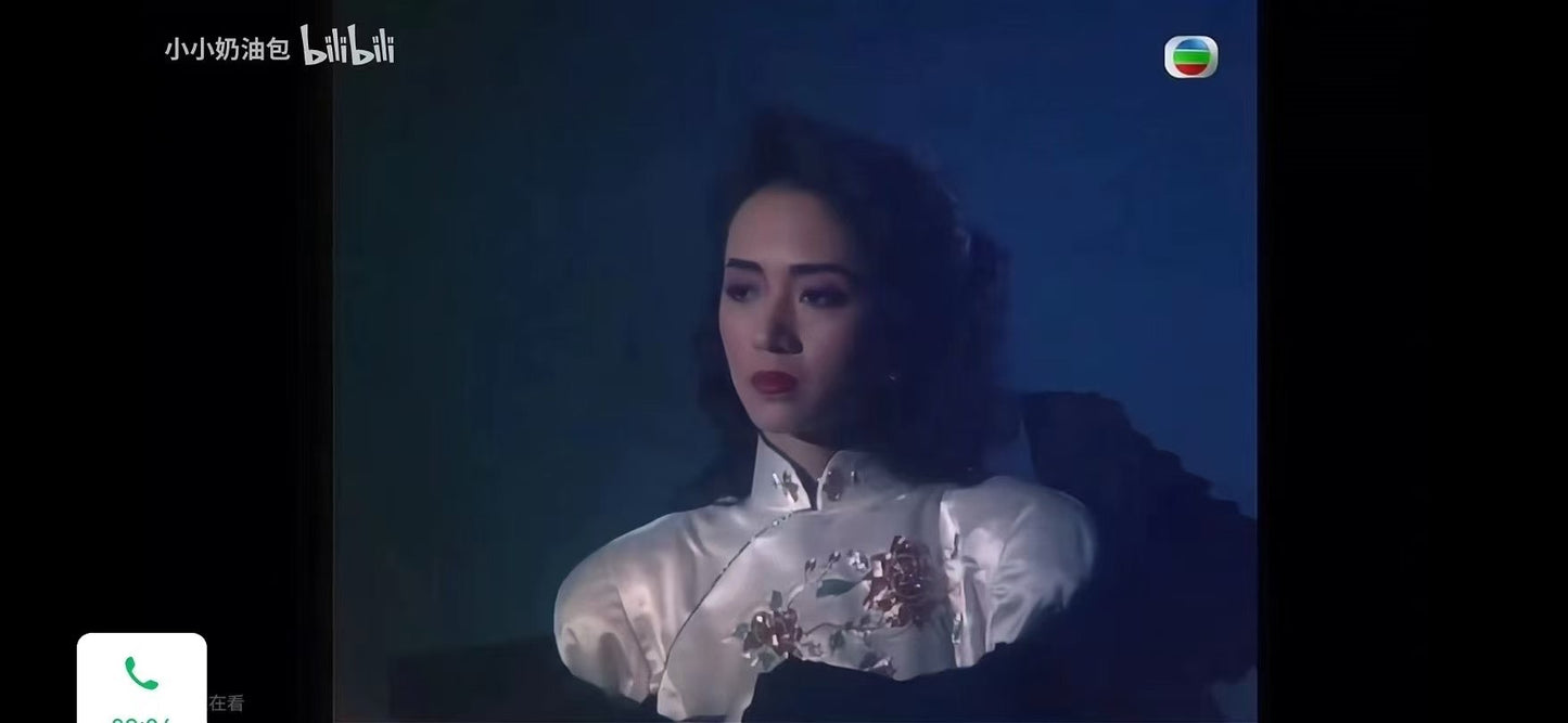 60年代 -「如梦花月」幻彩亮片刺绣真丝旗袍面料 | 1960s - "Dreamlike Bloom" Shimmering Sequin Embroidered Silk Qipao Fabic