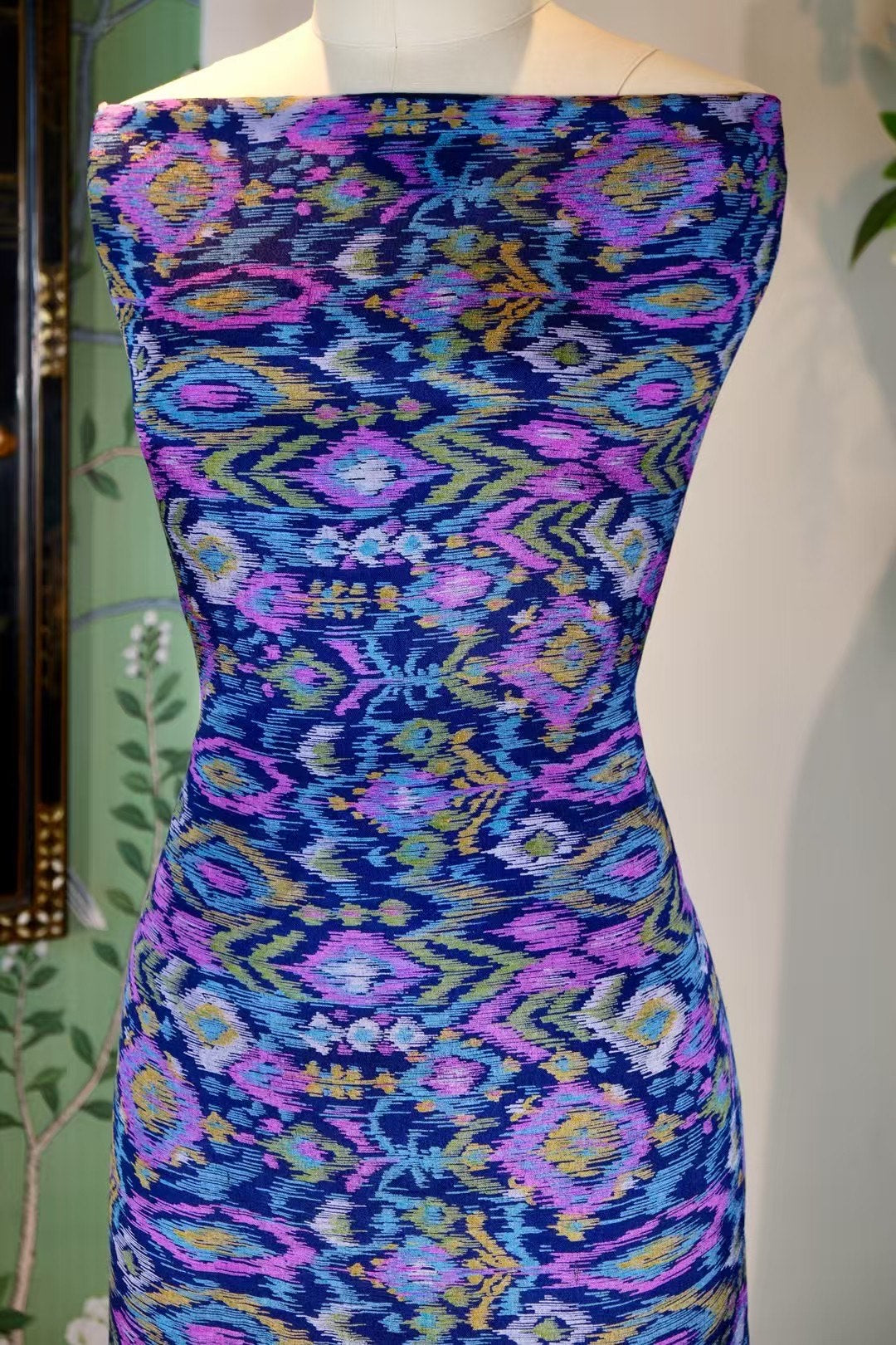 布料名 -《幻彩霓虹·云端图腾》—— 纯丝数码艺术伊卡特（Ikat）纹样创意面料 | Fabric Name - “Neon Mirage: Celestial Totems” — Creative Pure Silk Fabric featuring Digital Art Ikat Patterns