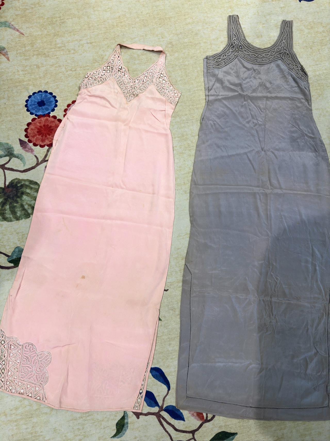 Vintage吊带式衬裙 - 二十世纪三十年代海派摩登肉粉色绸手工镂绣蕾丝衬裙 | Vintage Silk Slip - A 1930s Haipai Modern Flesh-Pink Silk Slip with Hand-Cutwork Lace