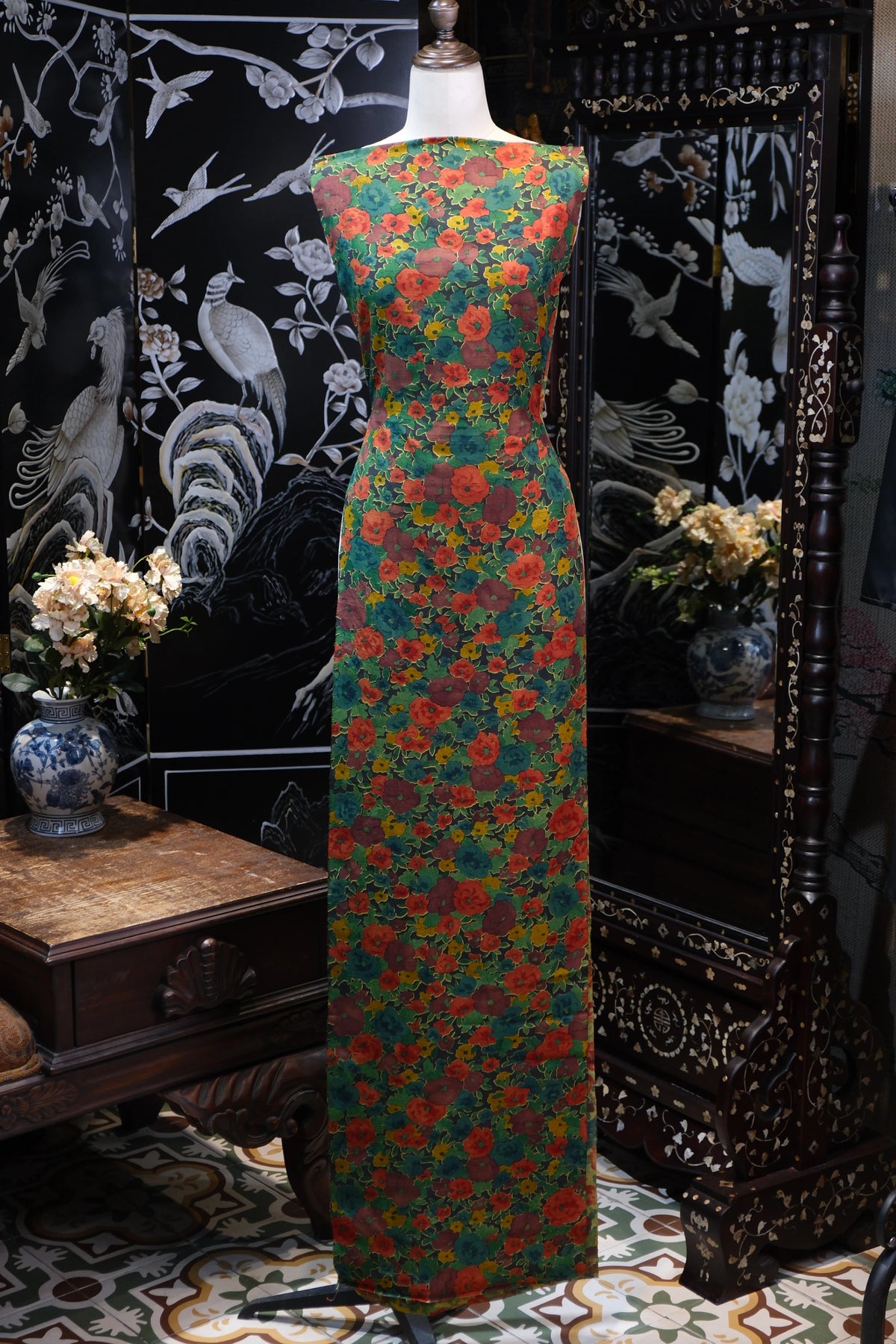 繁花繁盛 · 满地繁花真丝面料 | Blooming Blossoms - Floral Tapestry Silk Fabric