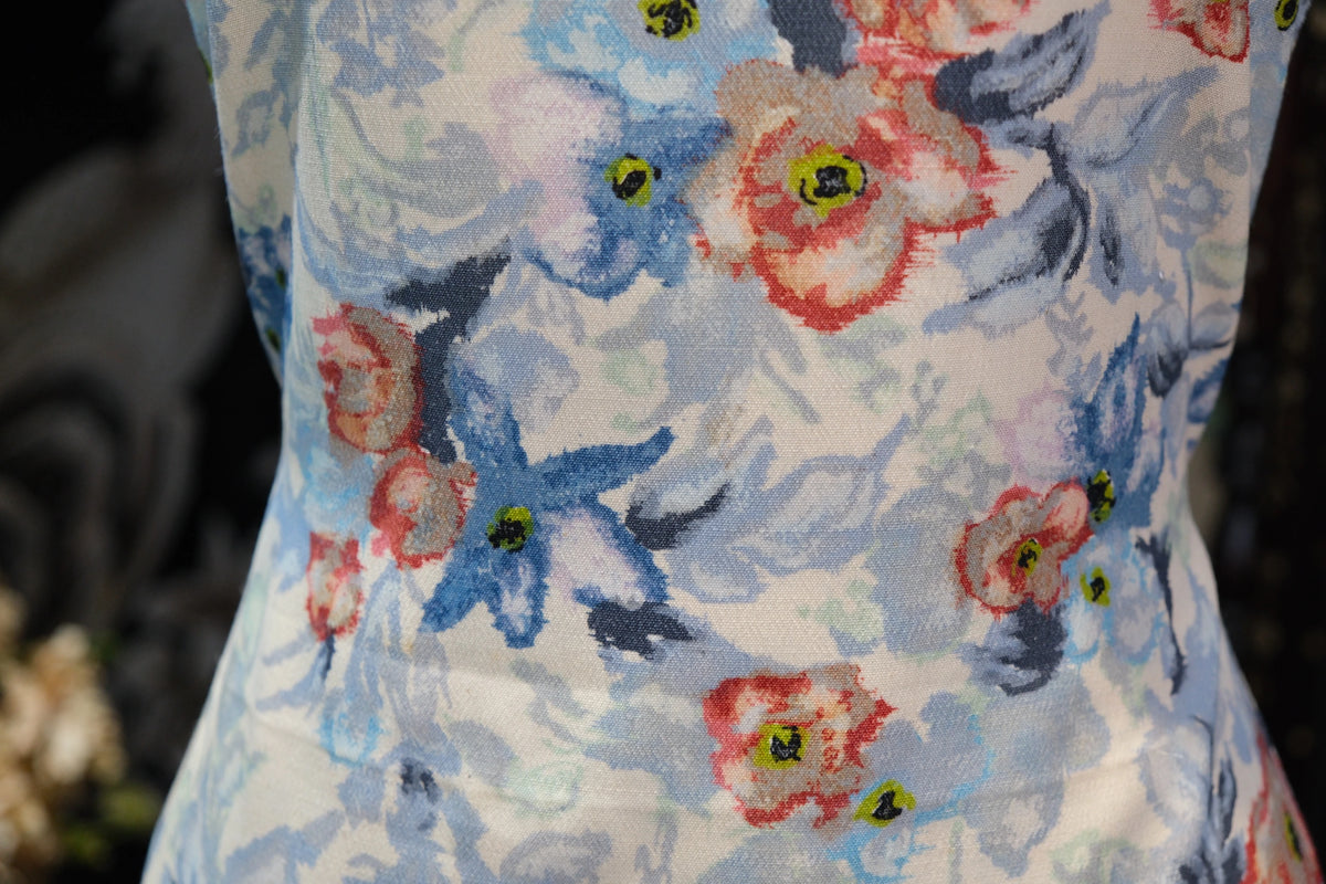 幽蓝绯影 · 水彩印花真丝面料 | Azure Mist - Watercolor Floral Silk Fabric