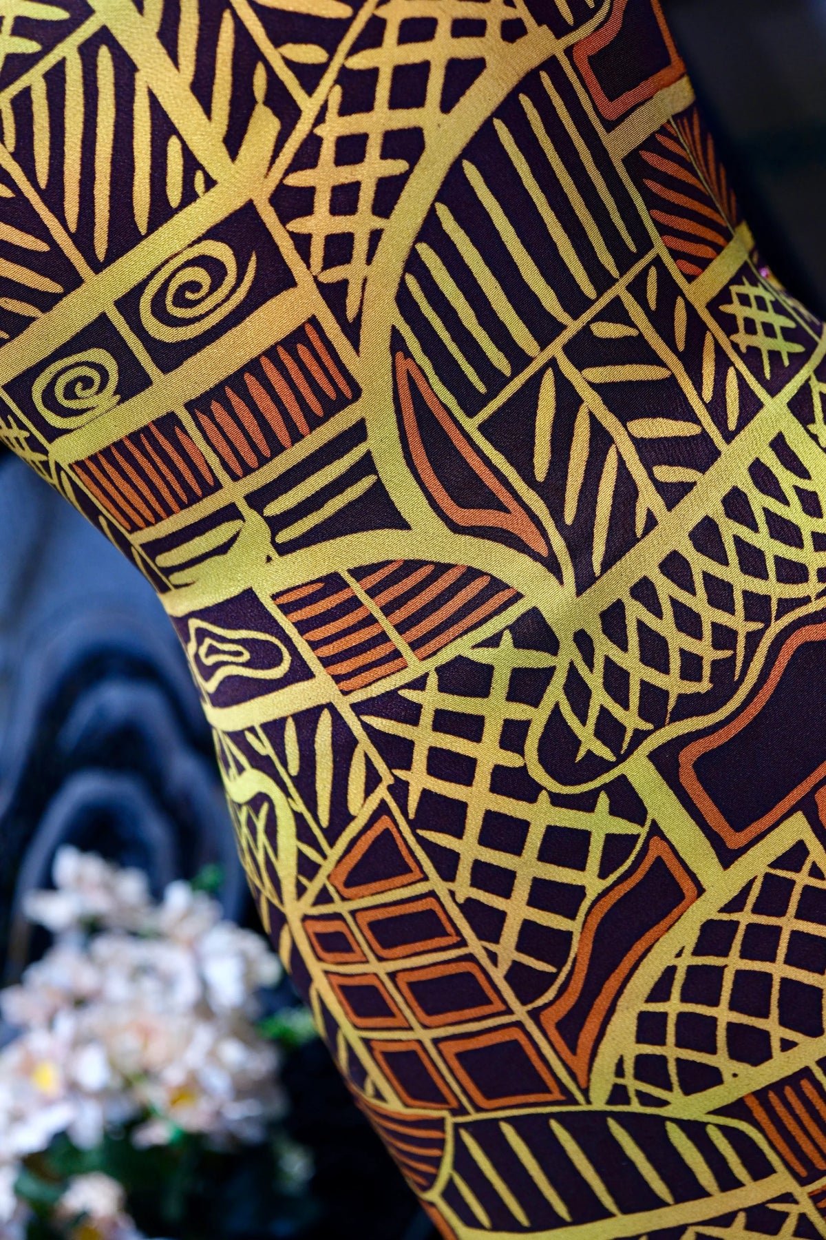 黑金图腾 · 几何错位真丝面料 | Golden Totem - Geometric Tribal Silk Fabric