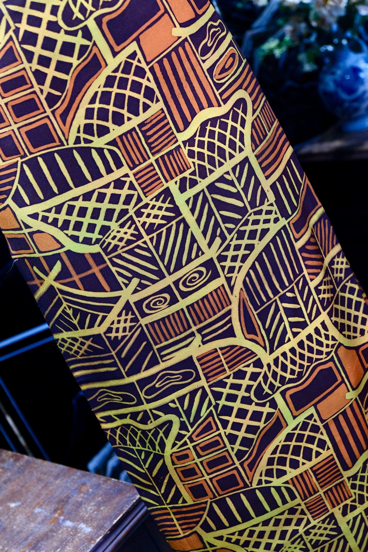 黑金图腾 · 几何错位真丝面料 | Golden Totem - Geometric Tribal Silk Fabric