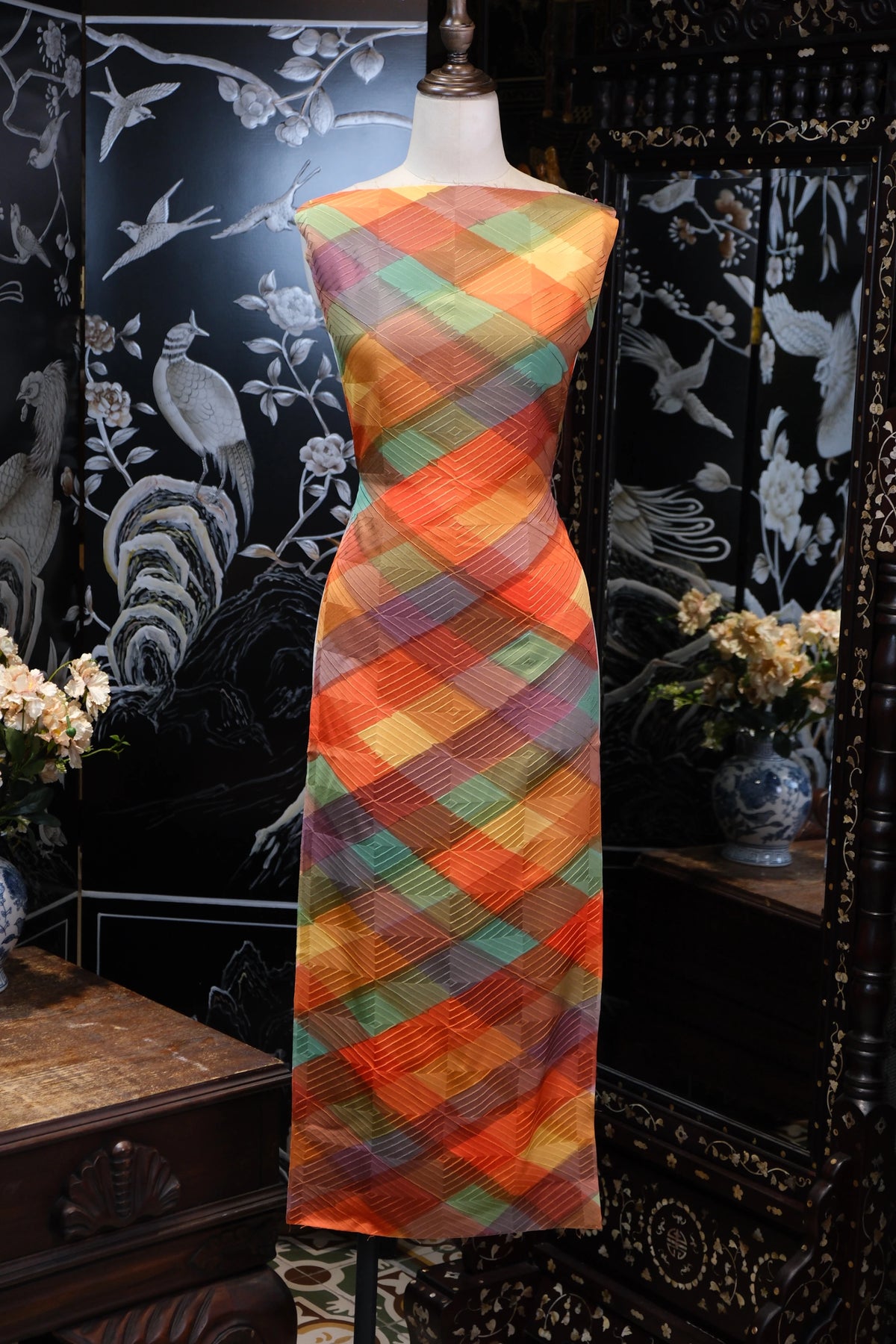 绚彩方阵 · 立体几何真丝面料 | Spectrum Mosaic - 3D Geometric Silk Fabric