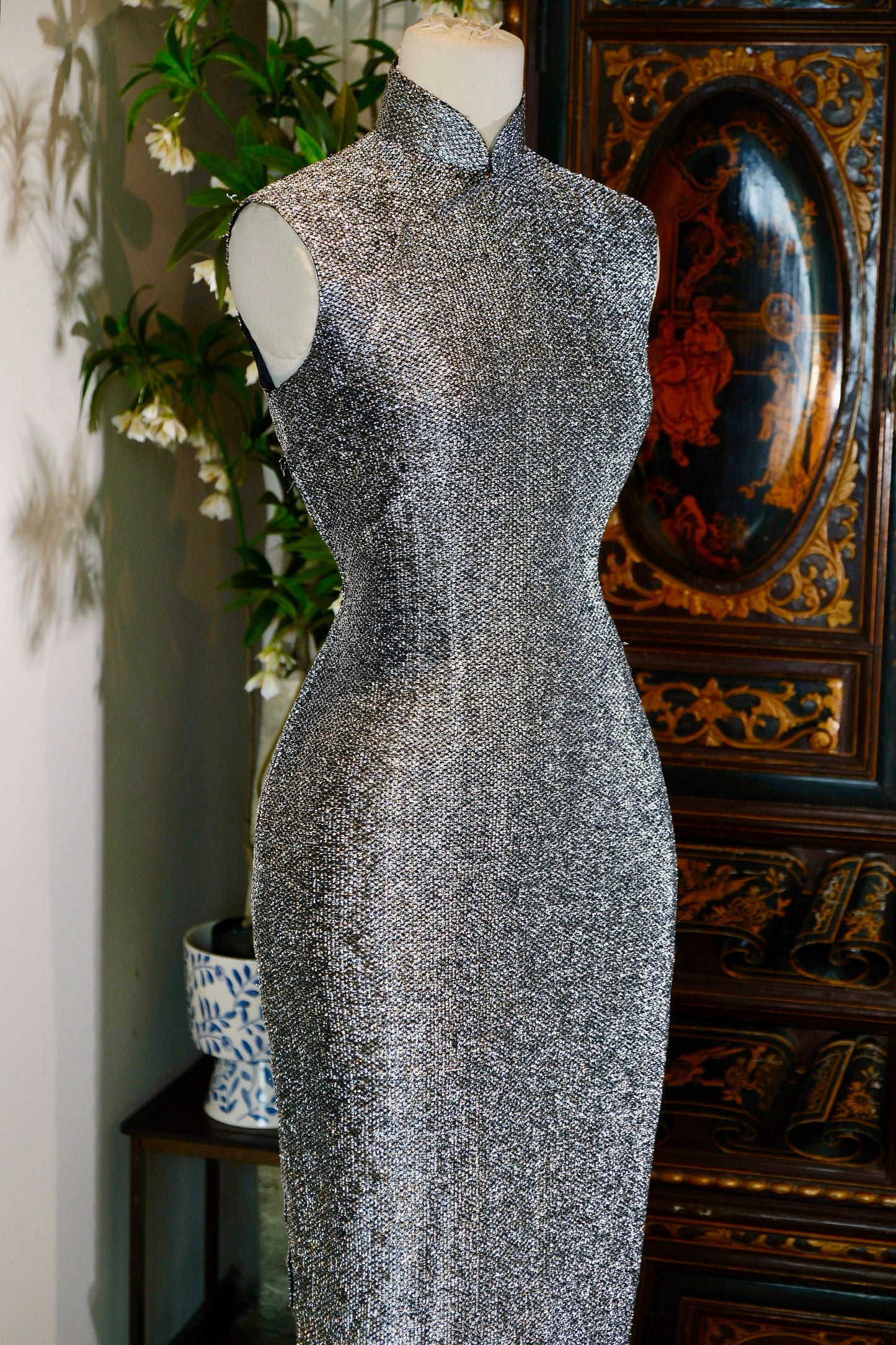 60年代 - 星河入梦：六十年代意港合璧织银旗袍_HL | 1960s - Interstellar Dreams: A 1960s Italian-Hong Kong Fusion Silver-Woven Qipao_HL