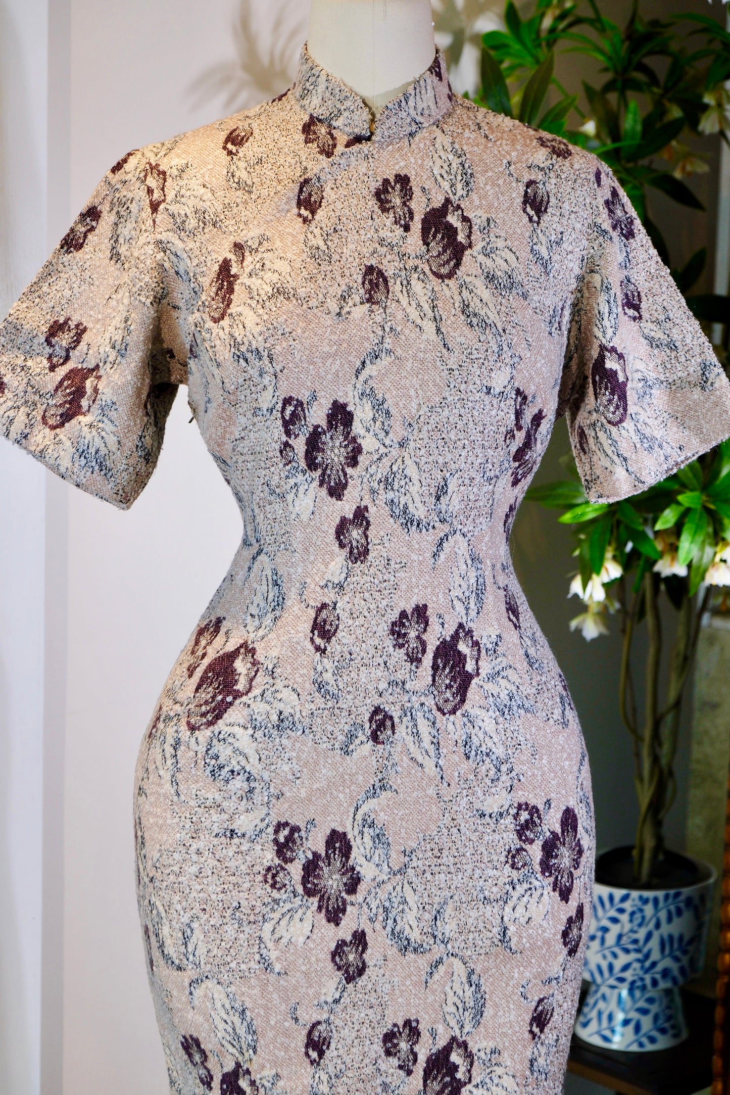 60年代 - 香江旧梦：六十年代意式粗花呢旗袍 | 1960s - Old Dreams of Hong Kong: A 1960s Italian Tweed Qipao