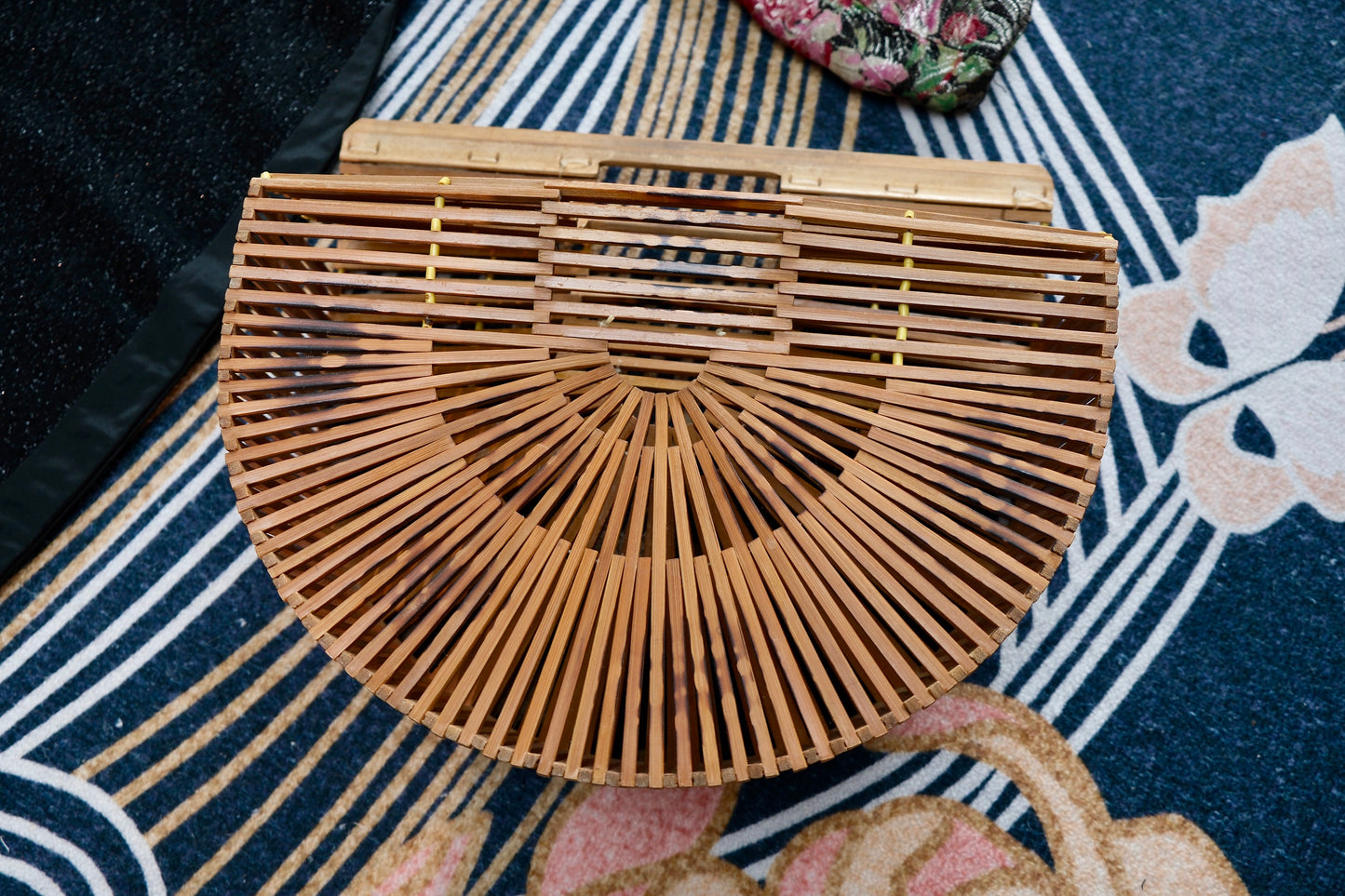民国Art Deco竹编古董包：时光里的几何诗篇 | Republic Era Art Deco Bamboo Woven Antique Bag: A Geometric Poem in Time
