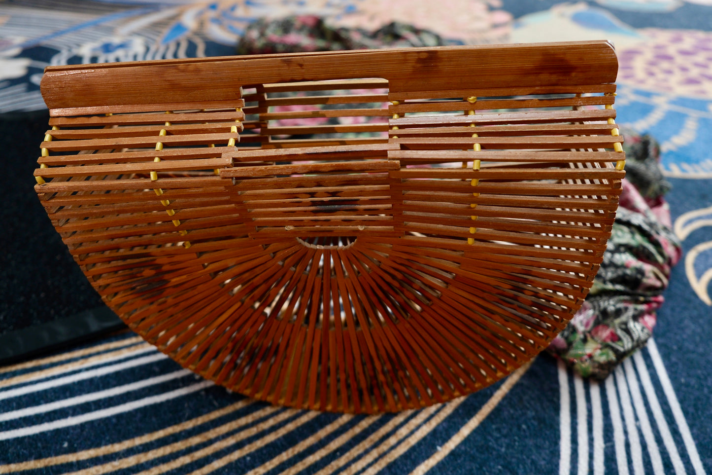 民国Art Deco竹编古董包：时光里的几何诗篇 | Republic Era Art Deco Bamboo Woven Antique Bag: A Geometric Poem in Time
