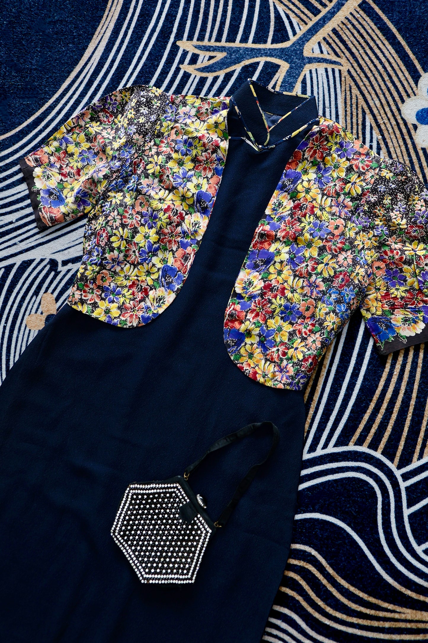 40年代 - 民国风华·墨底繁花旗袍套装_HL | 1940s - The Grace of the Republic: A 1940s Floral-on-Ink Qipao Suit Set_HL
