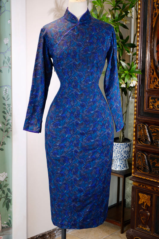 60年代 - 六十年代香港制抽象印花古董旗袍 | 1960s - A 1960s Hong Kong-Made Abstract Print Antique Qipao