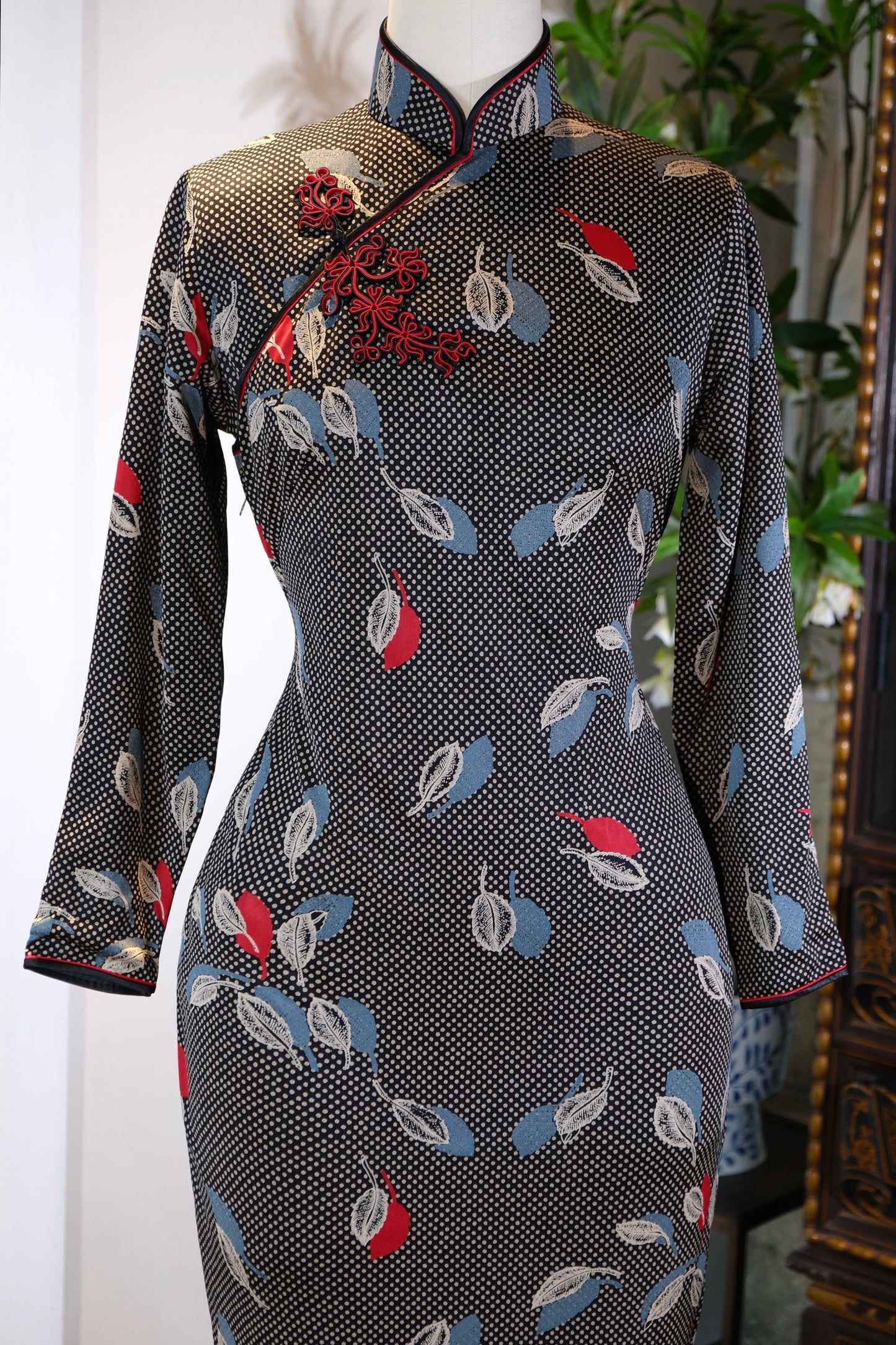 60年代 - 六十年代香港波普艺术旗袍：当东方剪裁邂逅西方摩登_HL | 1960s - 1960s Hong Kong Pop Art Qipao: When Oriental Tailoring Meets Western Moderne_HL