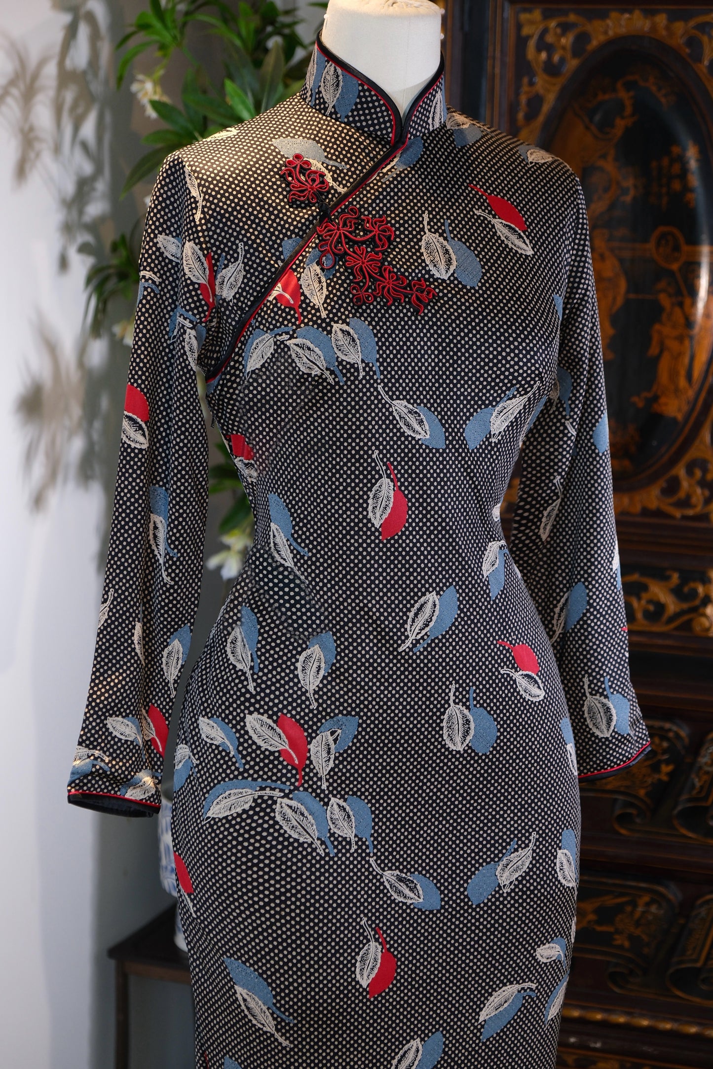 60年代 - 六十年代香港波普艺术旗袍：当东方剪裁邂逅西方摩登_HL | 1960s - 1960s Hong Kong Pop Art Qipao: When Oriental Tailoring Meets Western Moderne_HL