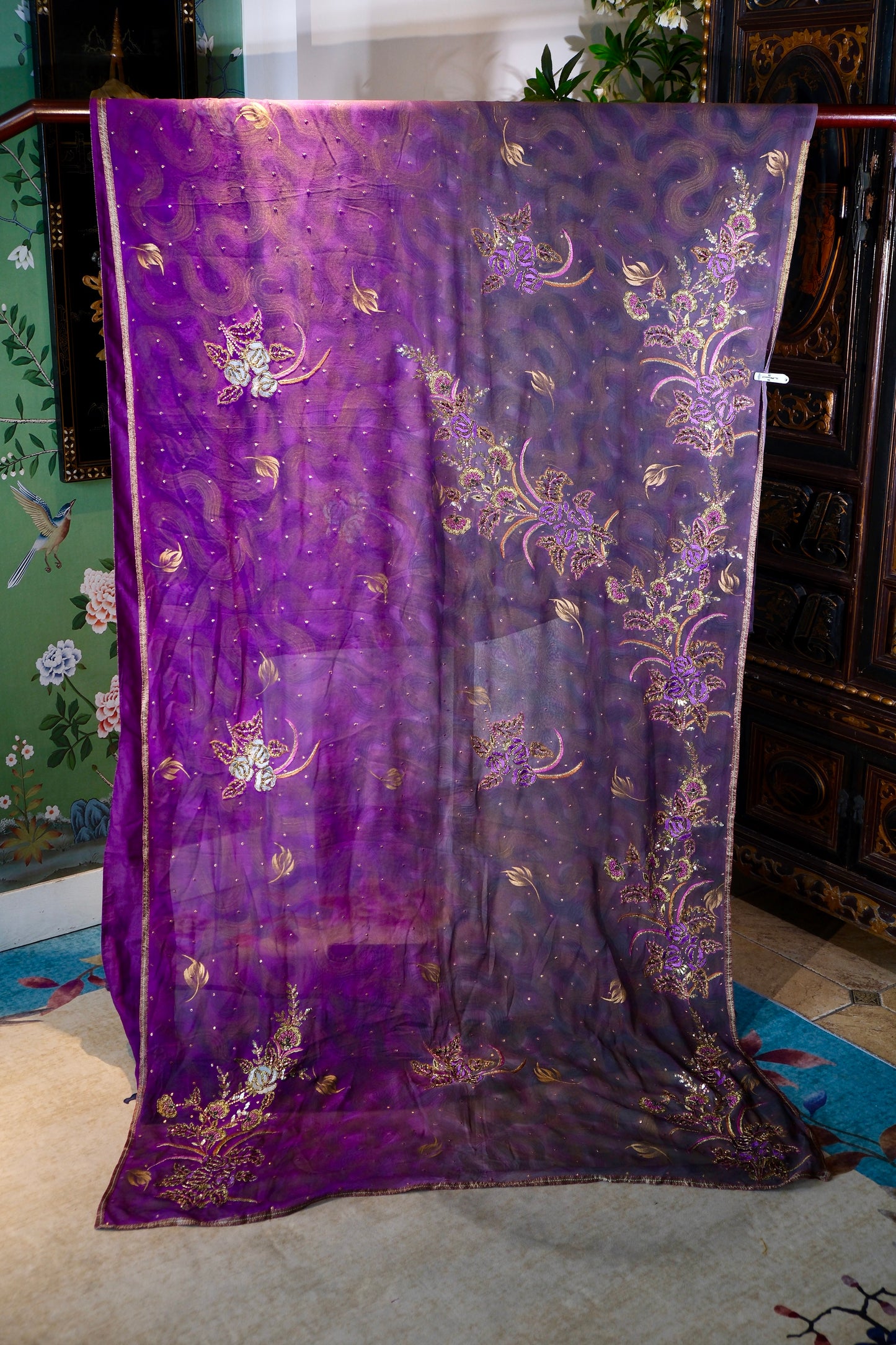 布料名 - 皇家紫水晶 - 手工刺绣真丝面料 | Fabric Name - Royal Amethyst - Hand Embroidered Silk Fabric