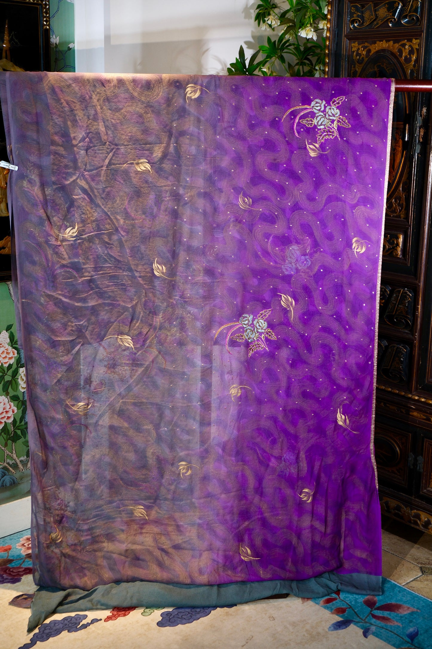 布料名 - 皇家紫水晶 - 手工刺绣真丝面料 | Fabric Name - Royal Amethyst - Hand Embroidered Silk Fabric