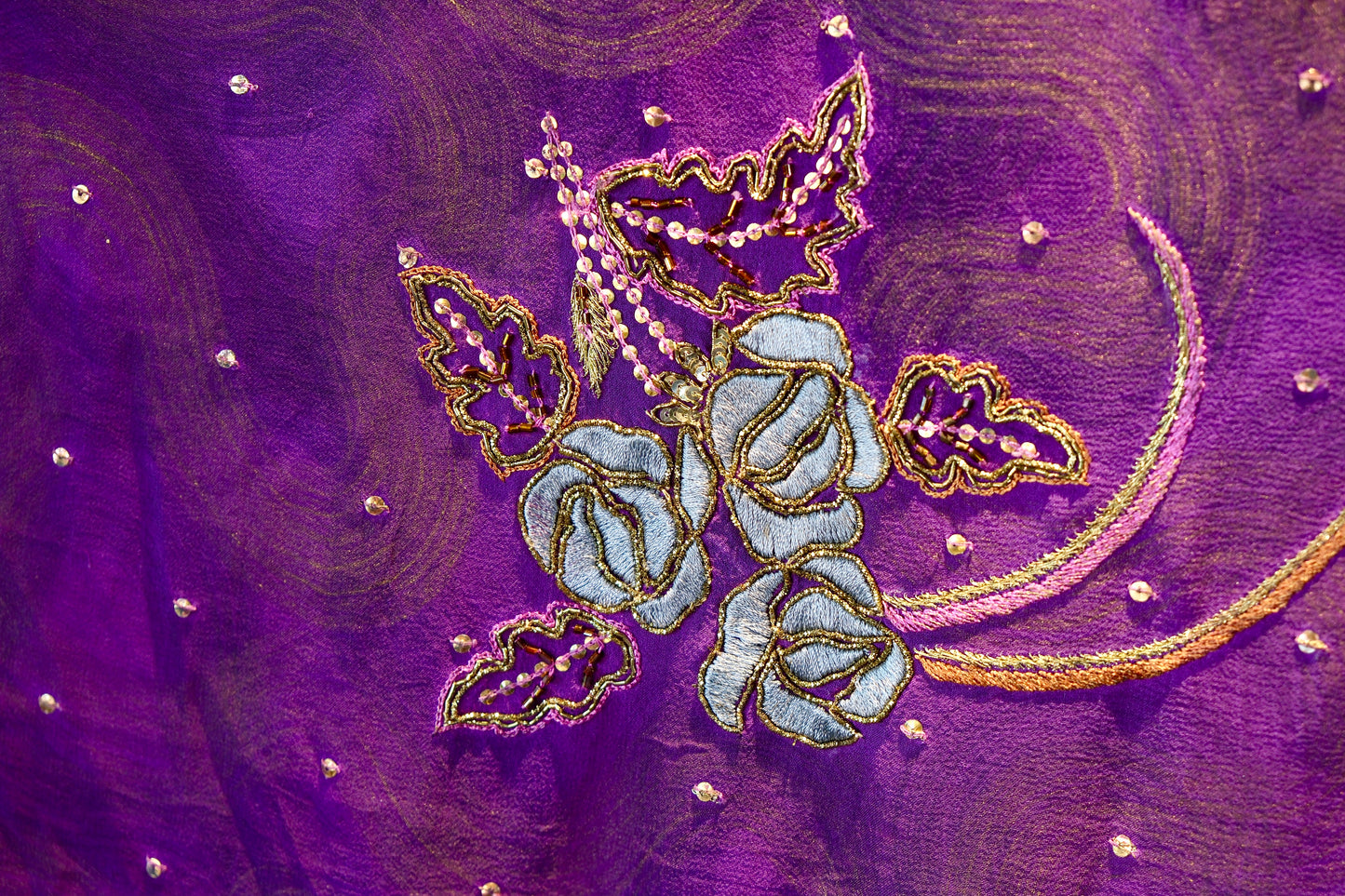 布料名 - 皇家紫水晶 - 手工刺绣真丝面料 | Fabric Name - Royal Amethyst - Hand Embroidered Silk Fabric