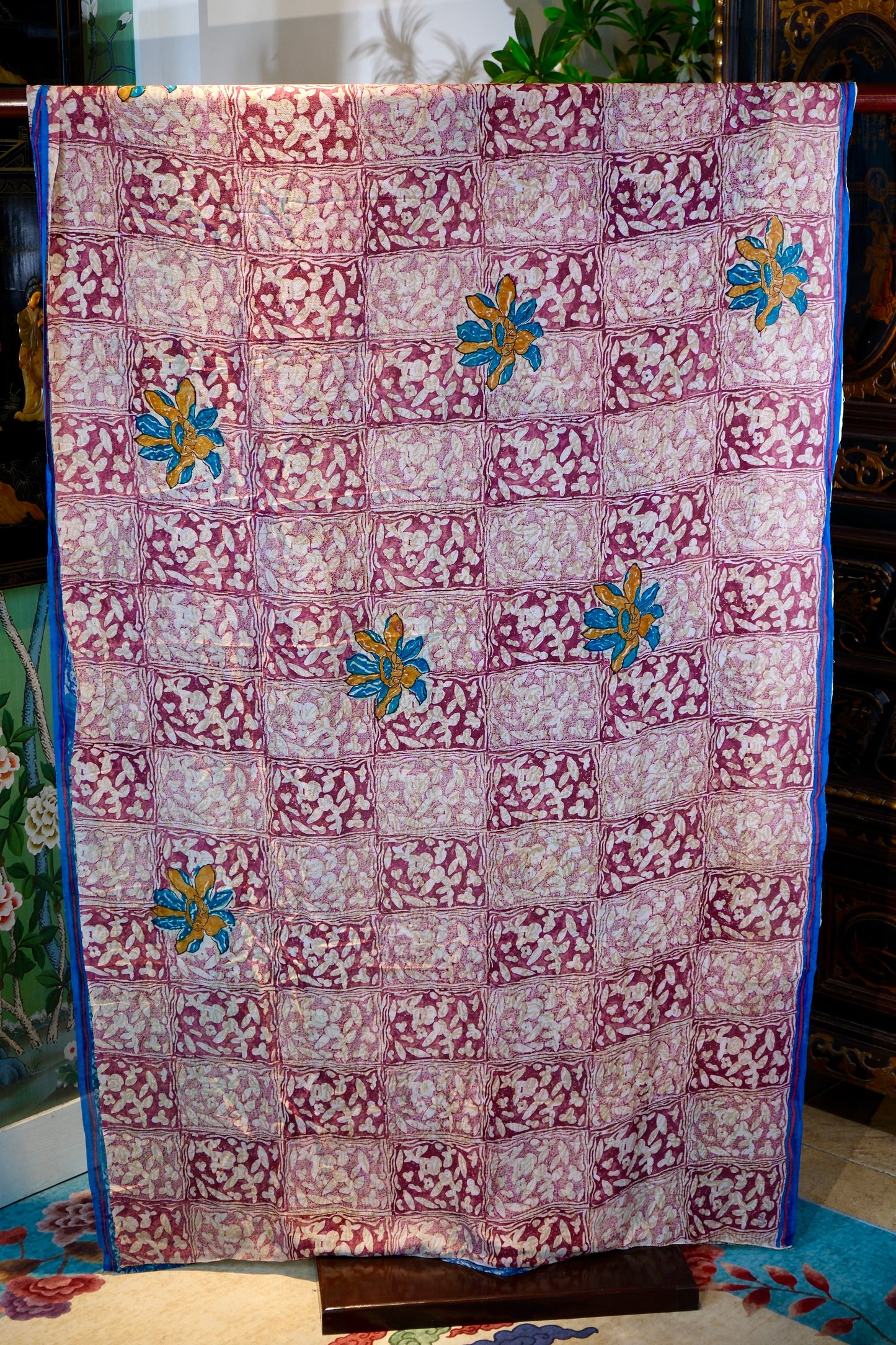 布料名 -  《海镜繁花：绛紫格纹与群青旋涡的复调诗》| Fabric Name - Sea-Mirror Blossoms: A Polyphonic Poem of Madder-Purple Checkerboard and Ultramarine Whirlpools
